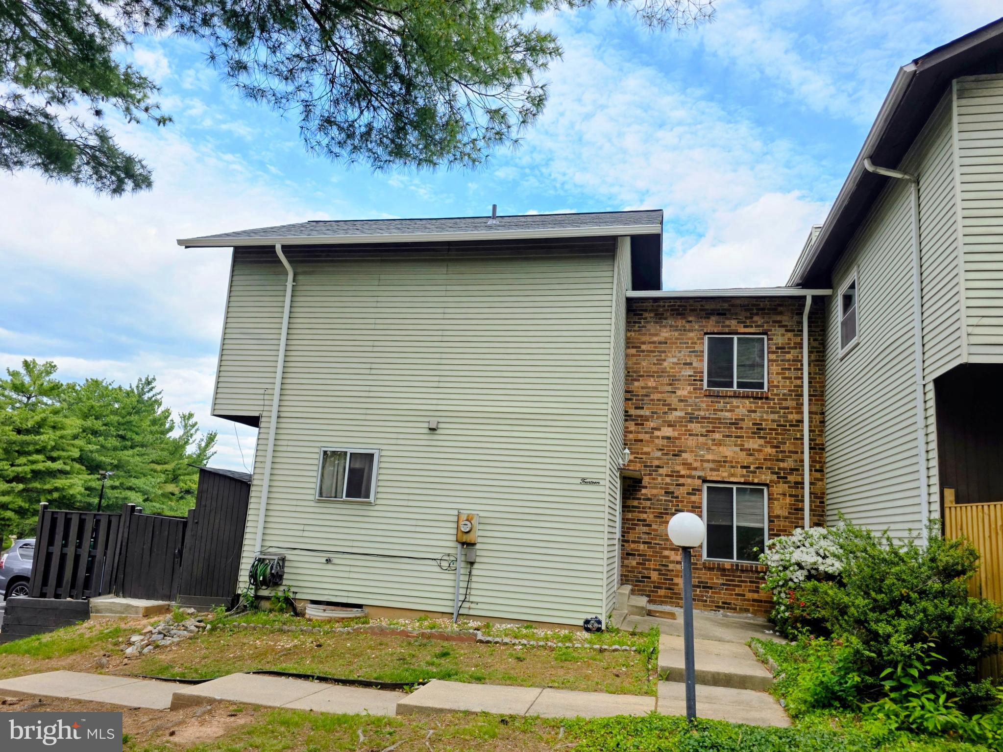 NEWPORT ESTATES - Residential