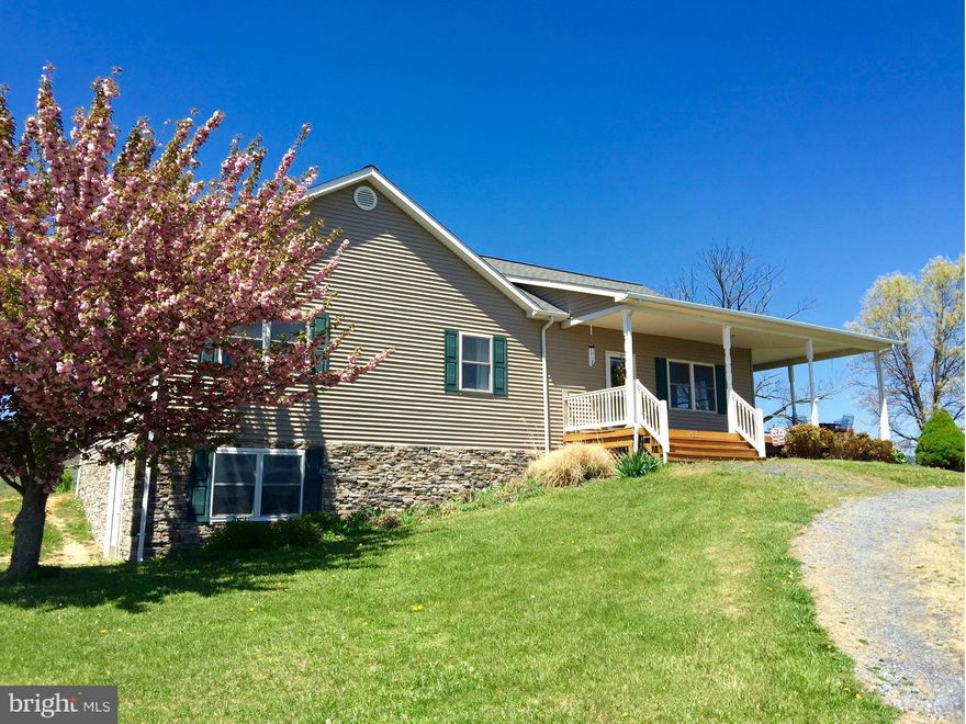 Situated in country setting on 3 acres w/360 degree Mt. views from decks&porches.Open floor plan w/spacious BRs & walk out deck from the master w/tons of storage areas.Full basement has been partially finished w/space for a large FR, gym or office. Country living at its best!Seller to provide Home Warranty w/Cardinal Title closing.