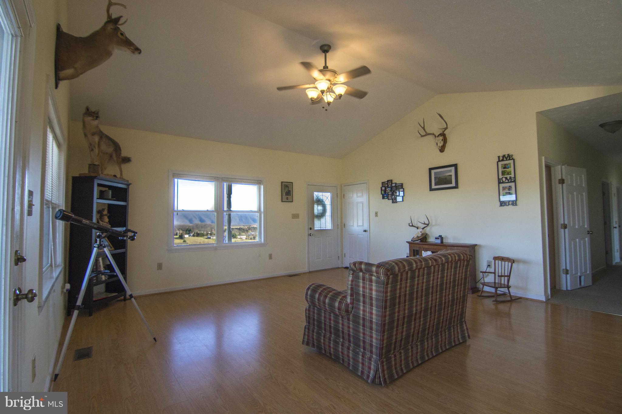 MANOR HILL ESTATES - Residential