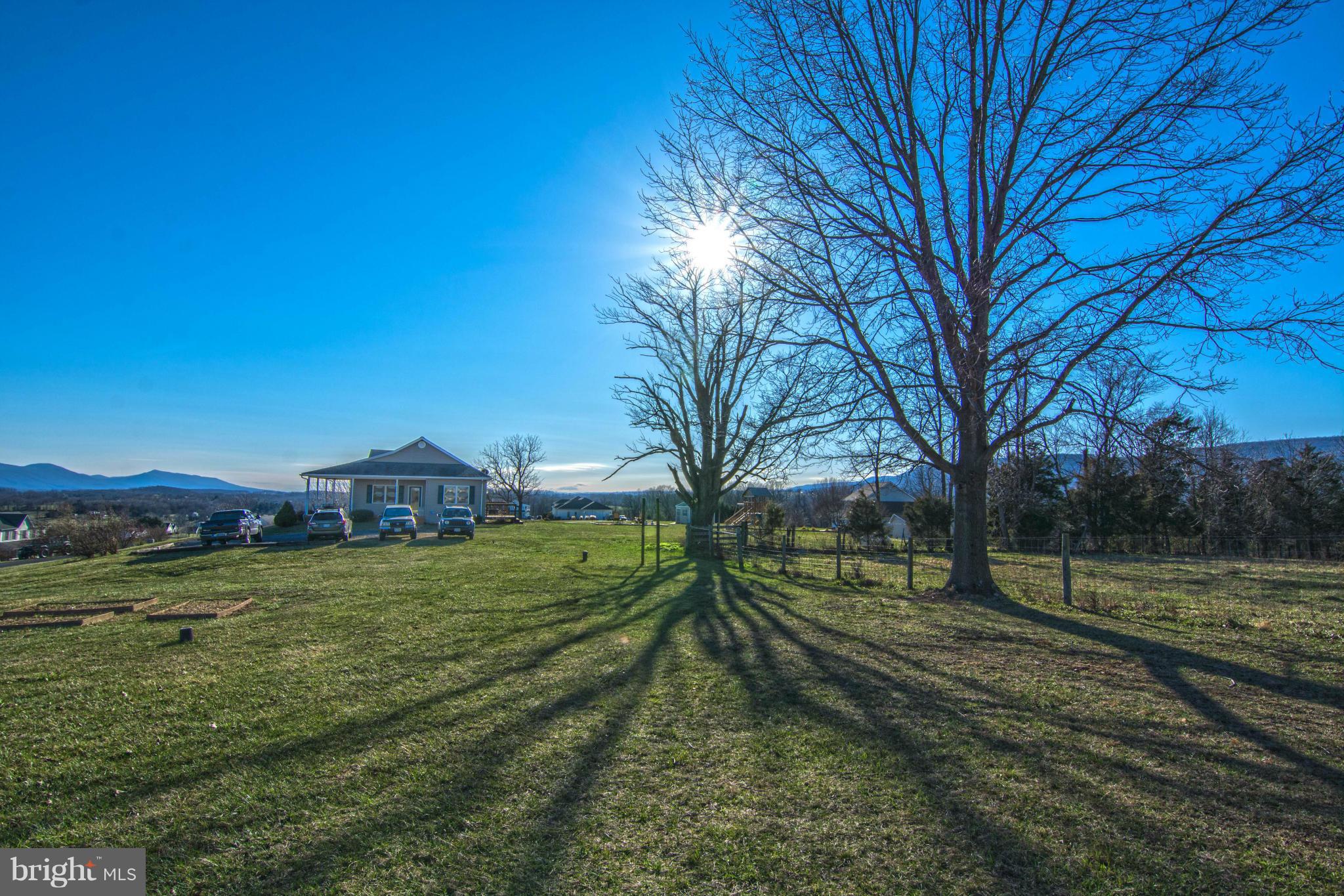 MANOR HILL ESTATES - Residential