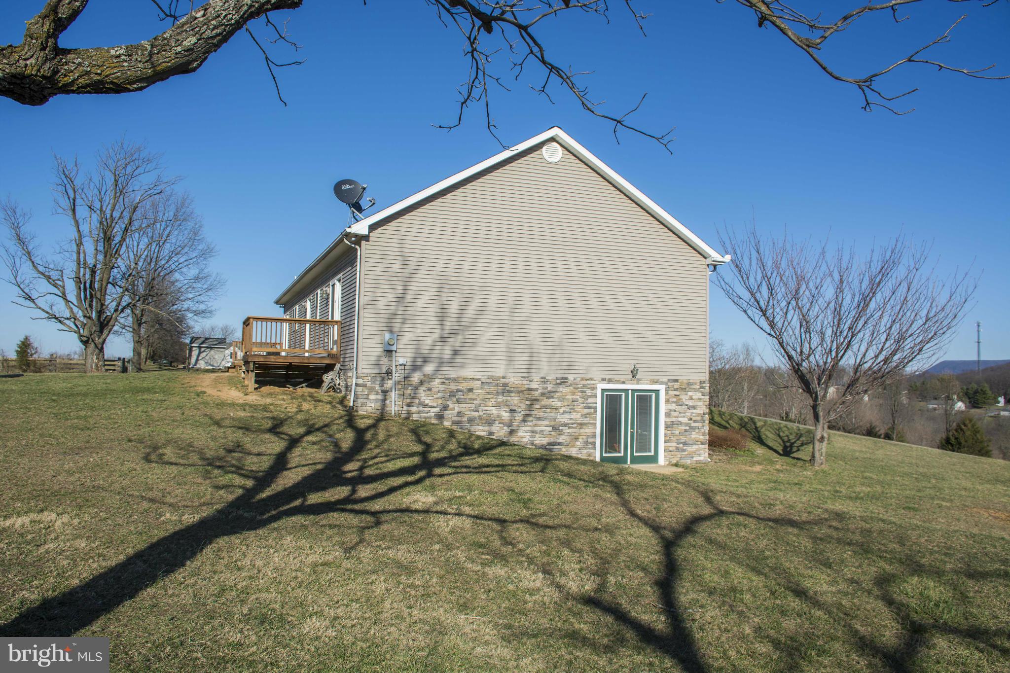 MANOR HILL ESTATES - Residential