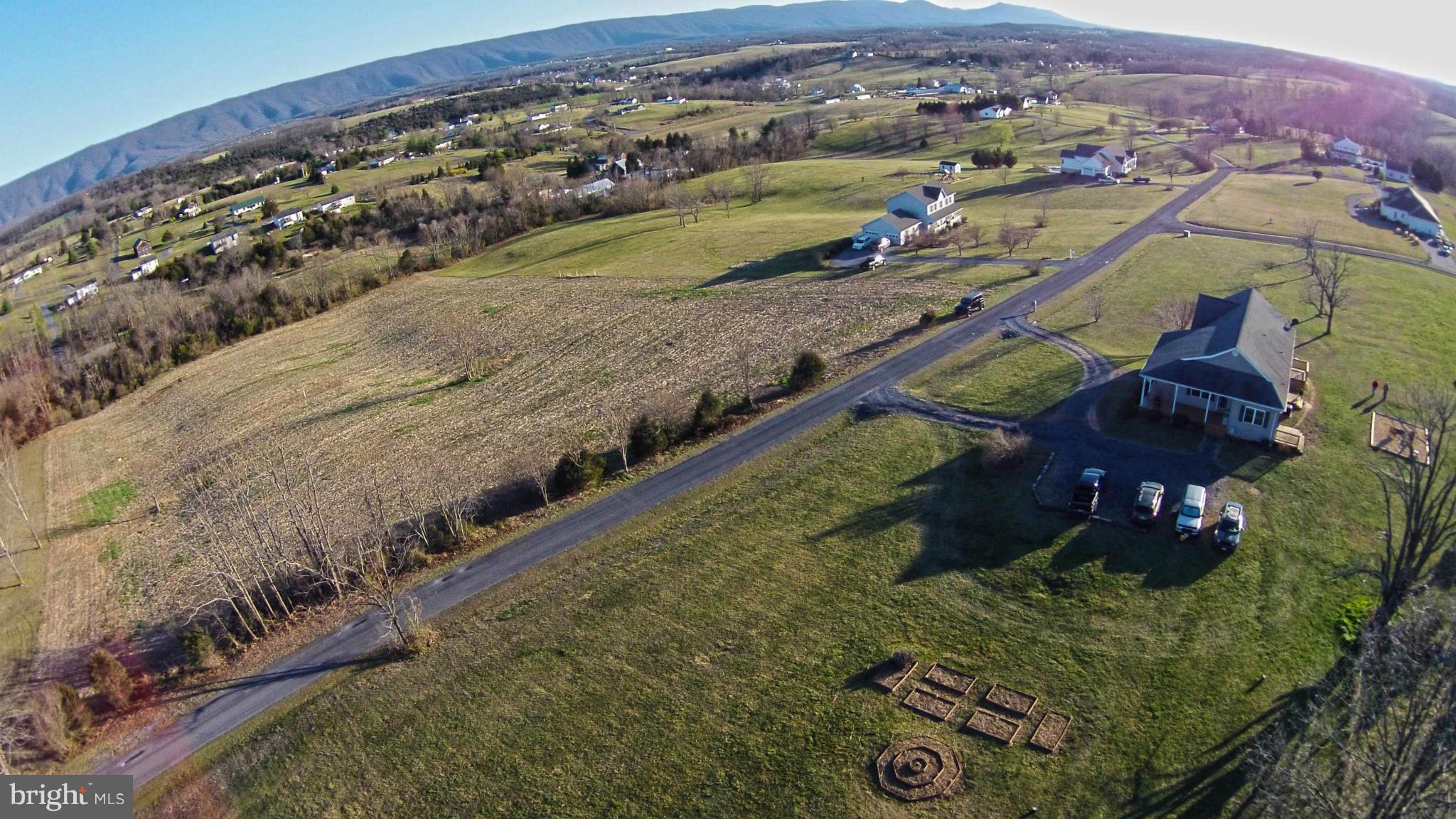 MANOR HILL ESTATES - Residential