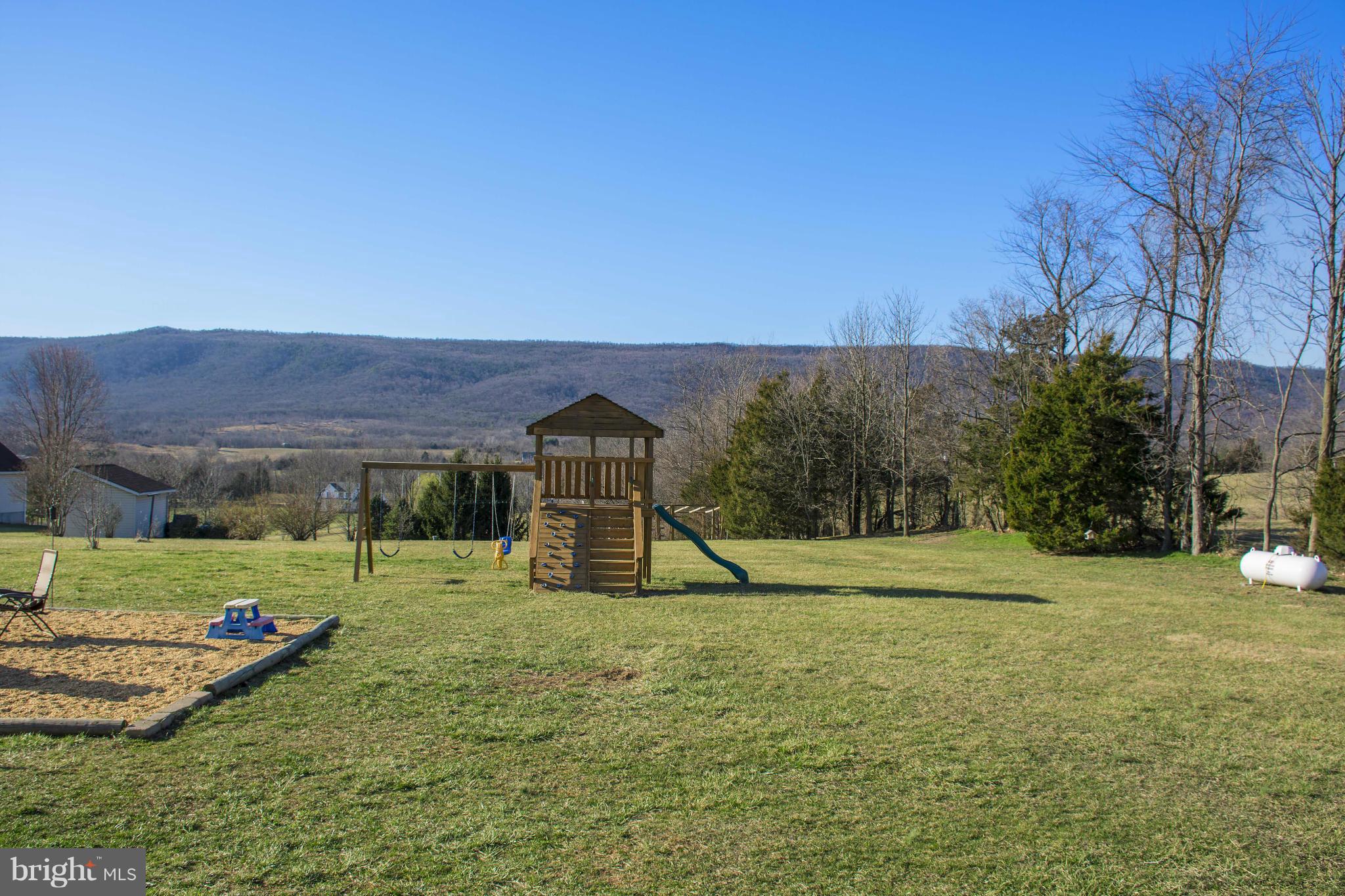 MANOR HILL ESTATES - Residential