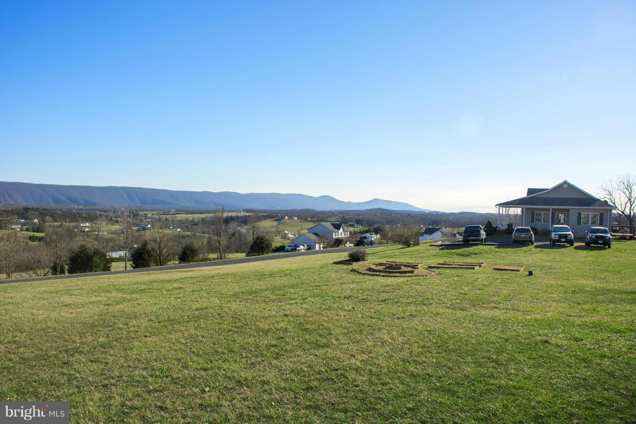 MANOR HILL ESTATES - Residential