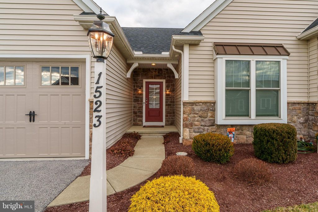 Photo of 1523 Bloomfield Way, LANDISVILLE, PA 17538 (MLS # PALA2062258)