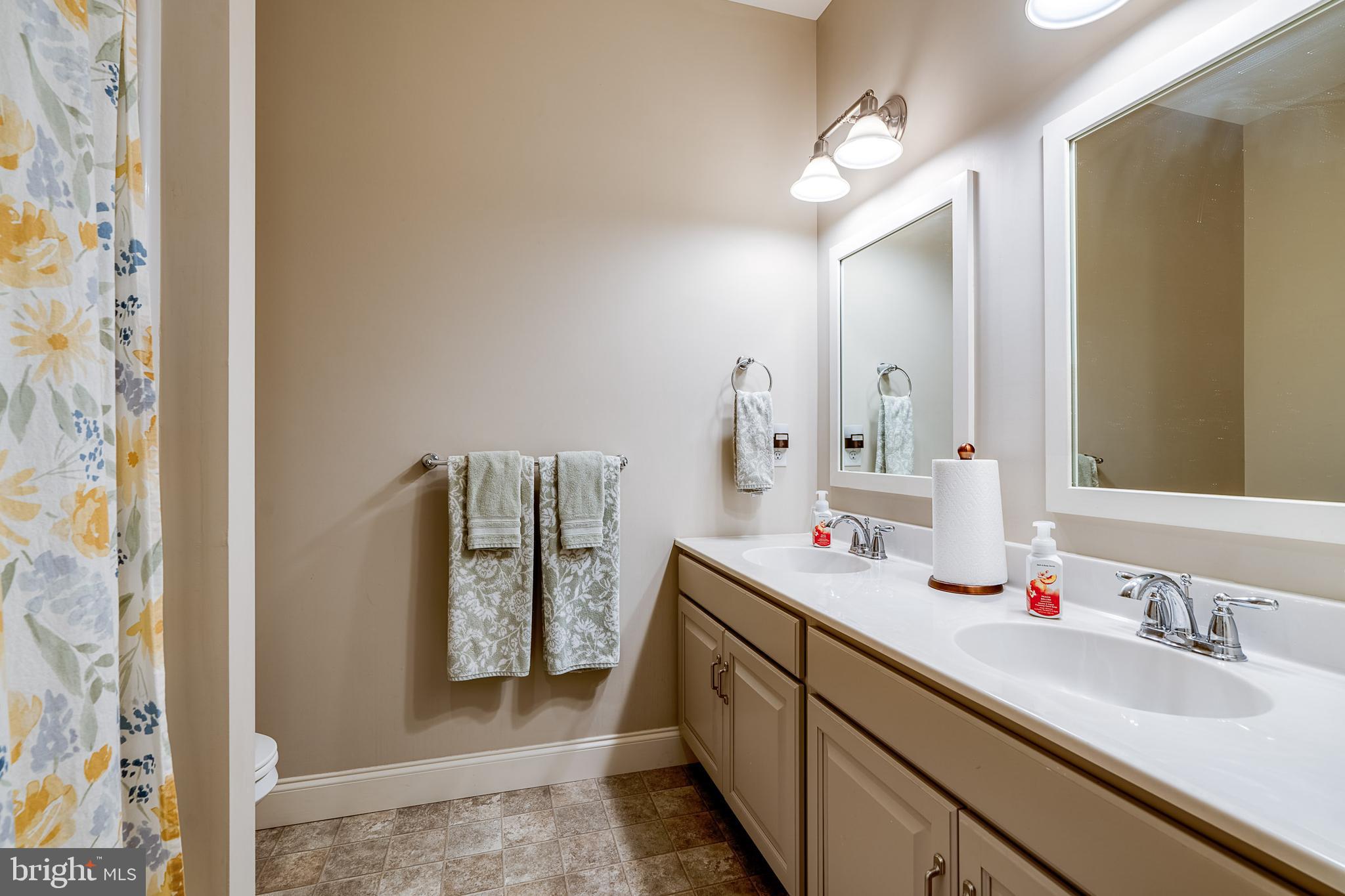 LANDIS FARM - Residential