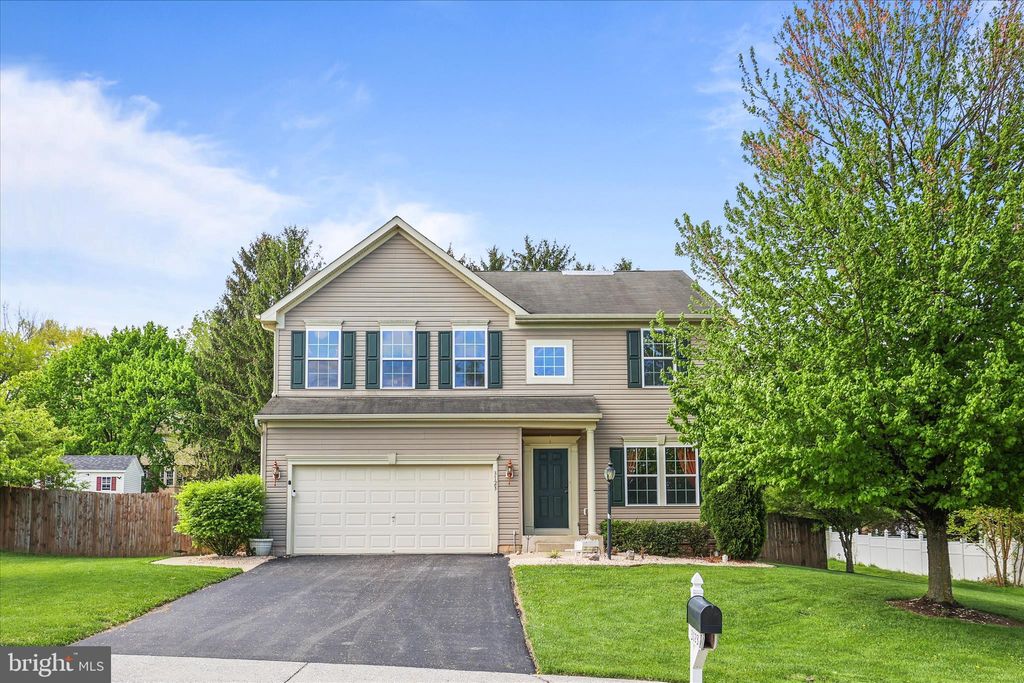 Photo of 3123 S King Richards Court S, YORK, PA 17408 (MLS # PAYK2099350)