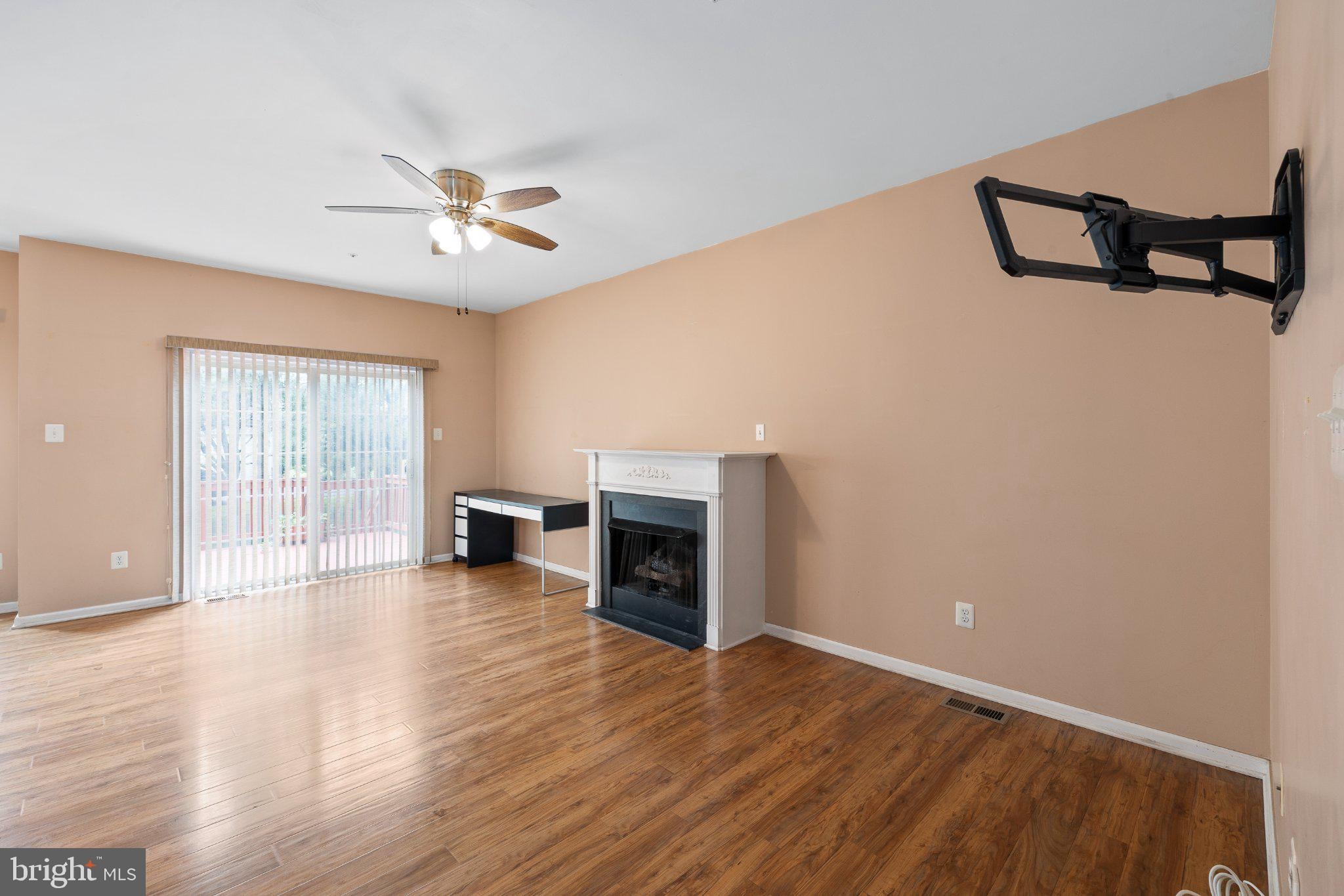 81 CHADWICK CIRCLE