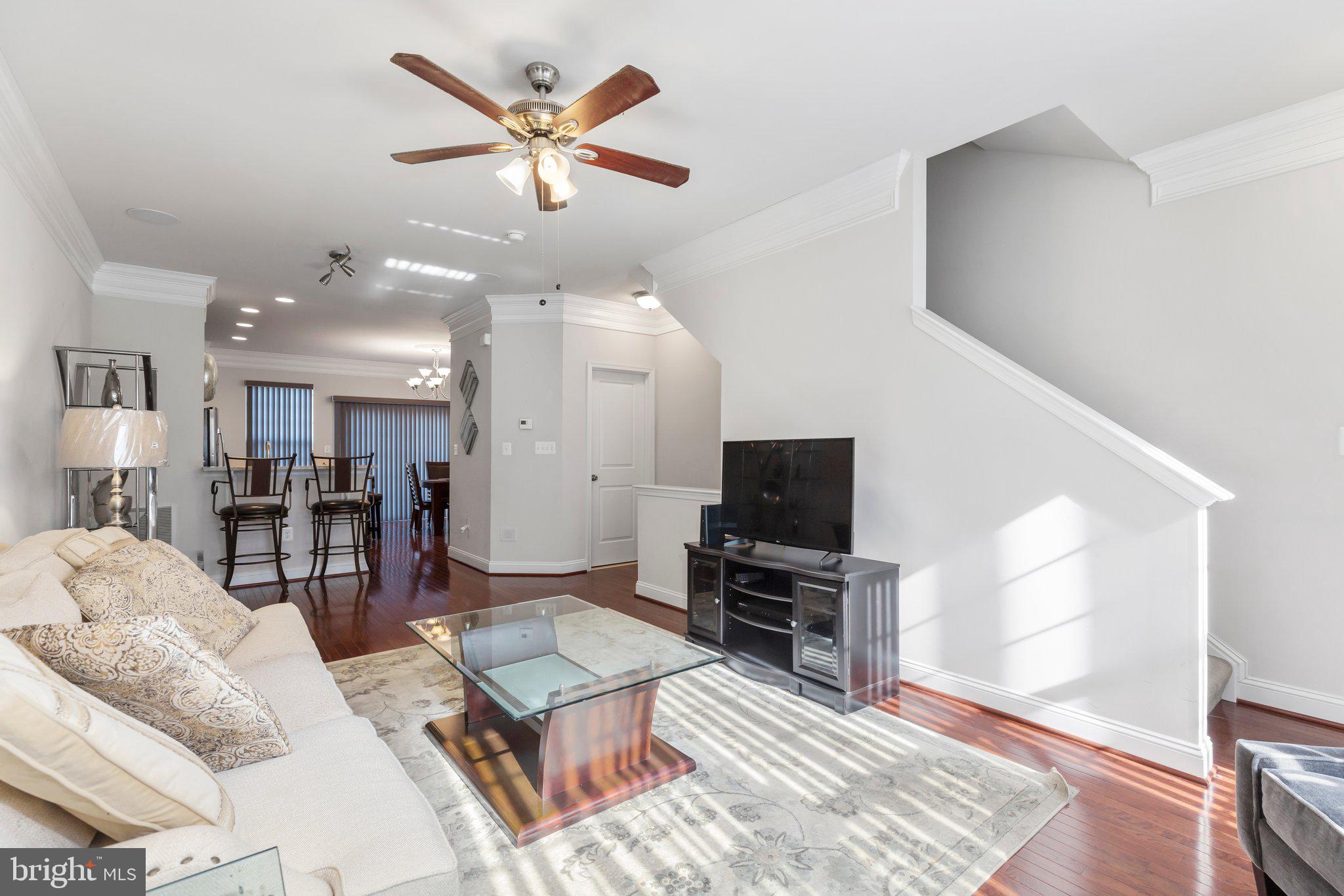 TRIANGLE HIGHLANDS CONDO - Residential