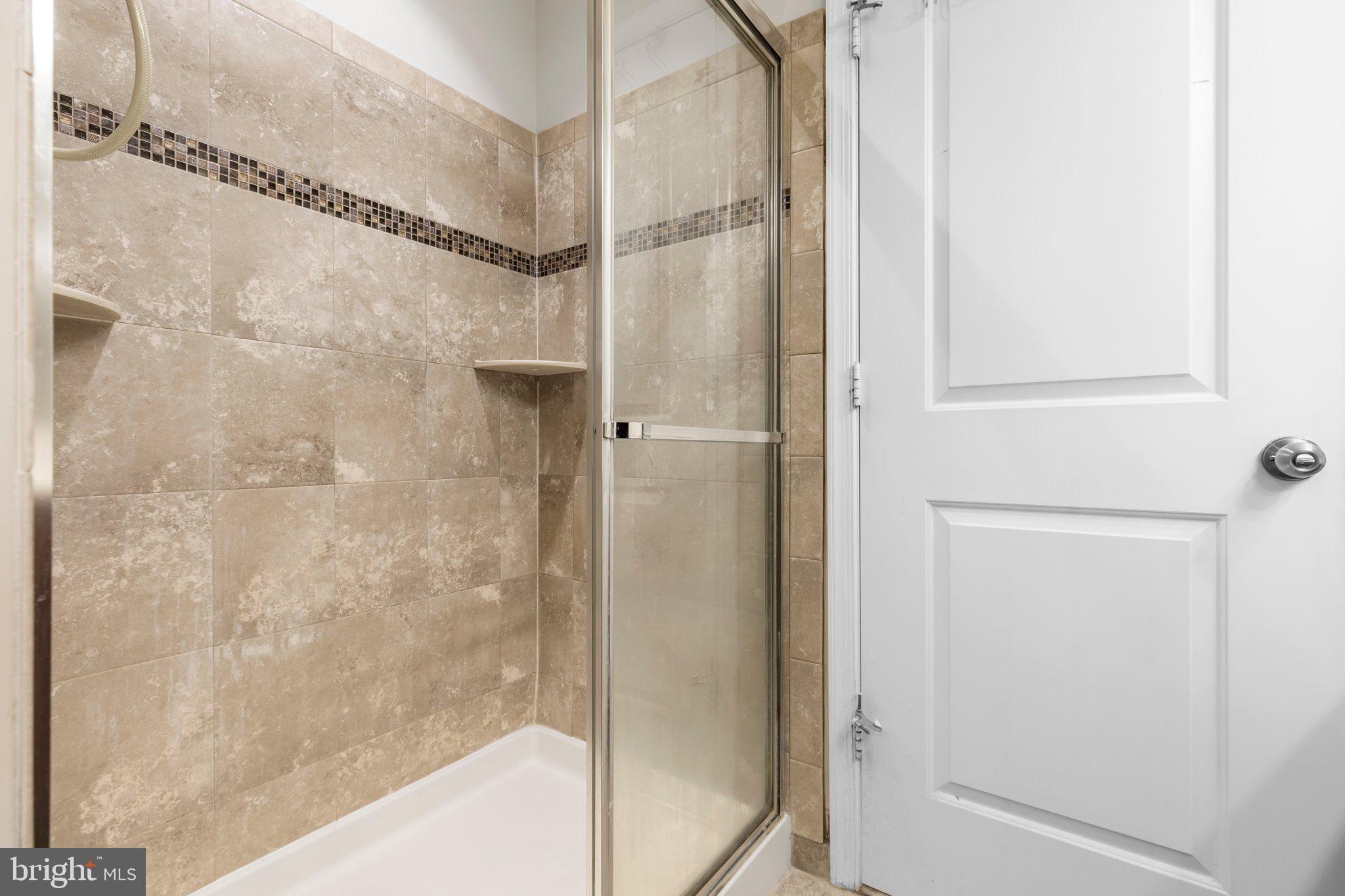 TRIANGLE HIGHLANDS CONDO - Residential