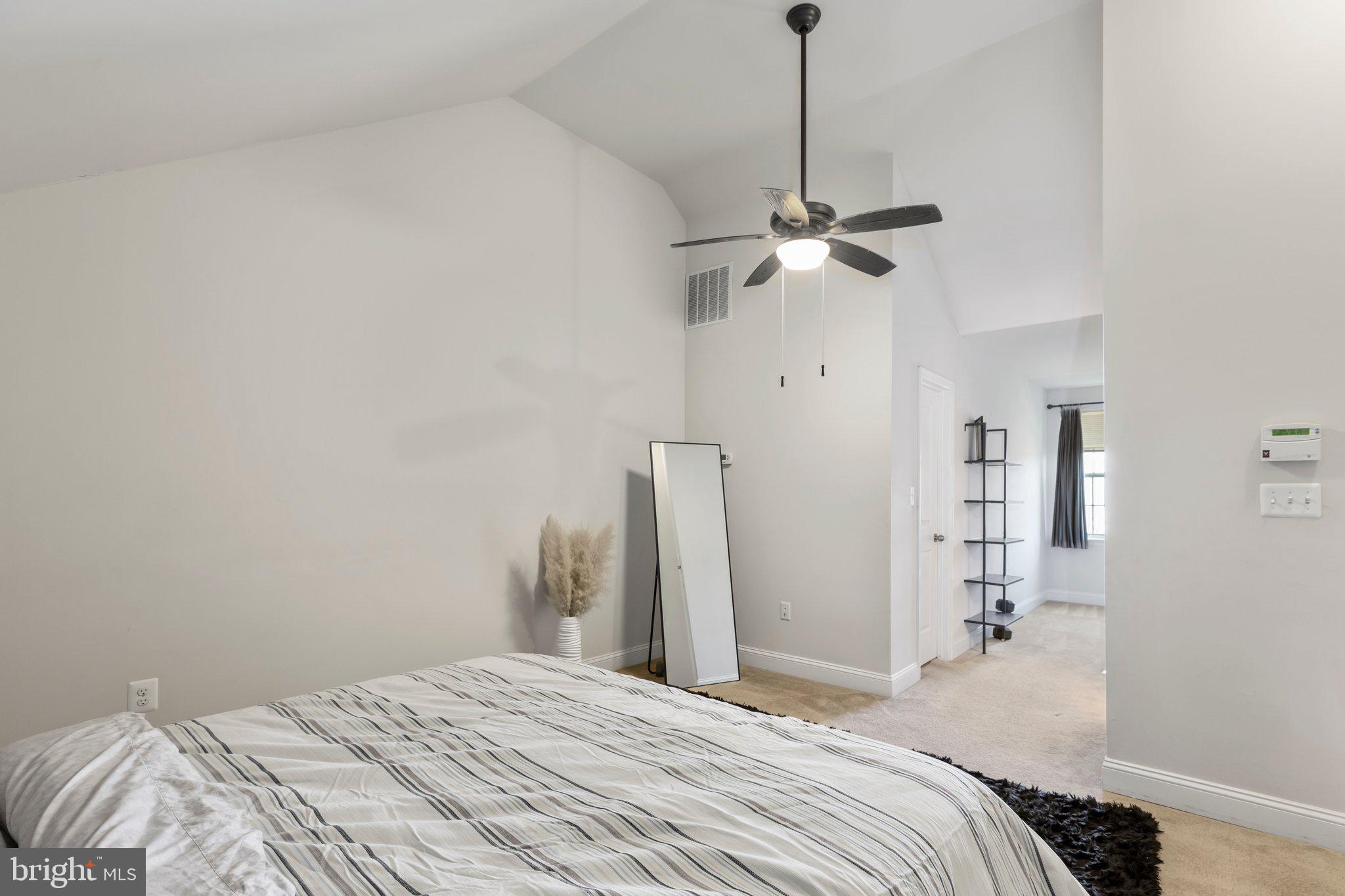 TRIANGLE HIGHLANDS CONDO - Residential