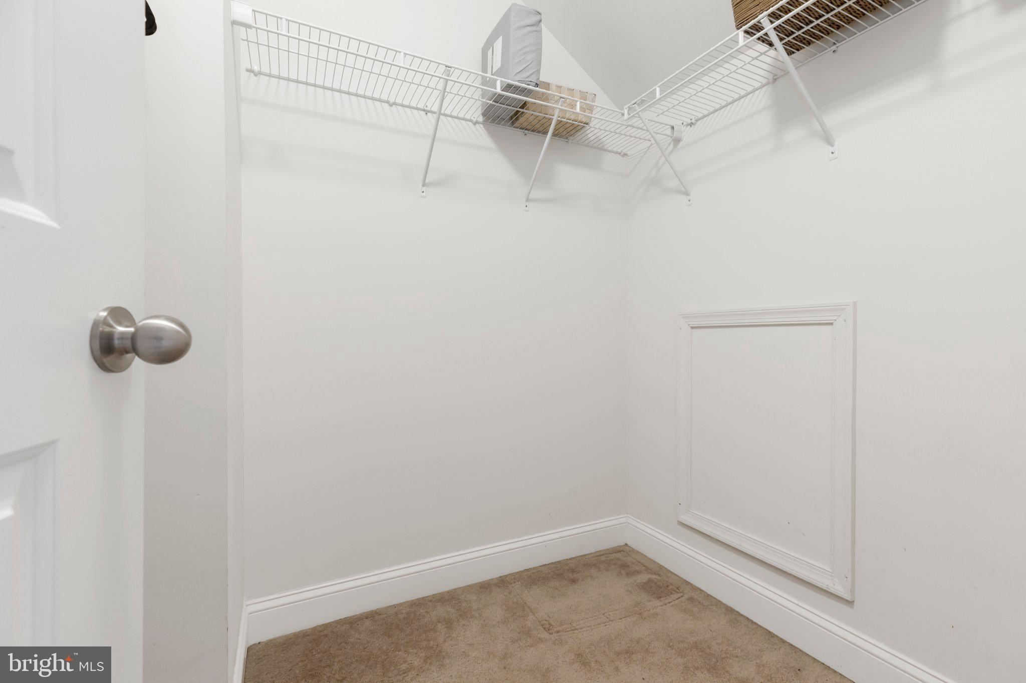 TRIANGLE HIGHLANDS CONDO - Residential