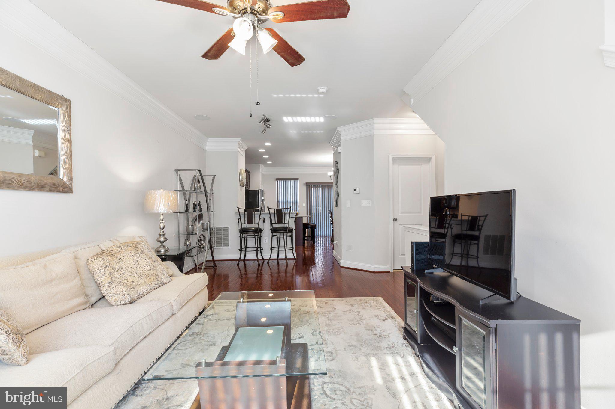 TRIANGLE HIGHLANDS CONDO - Residential