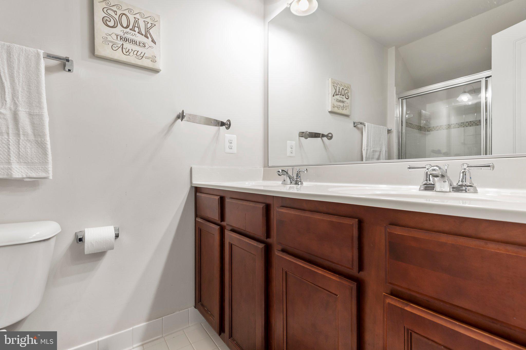 TRIANGLE HIGHLANDS CONDO - Residential
