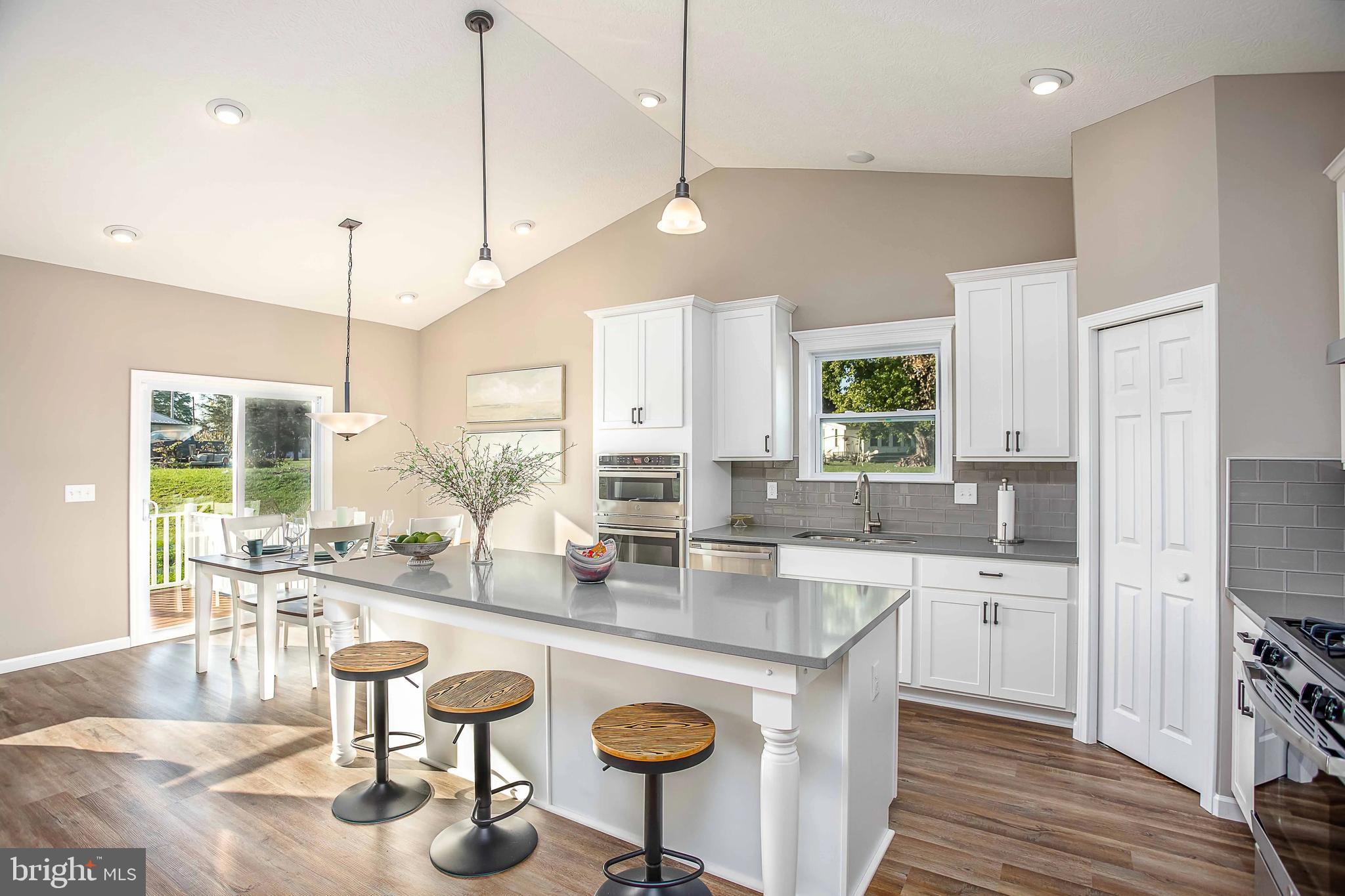 STONEY RIDGE - Residential