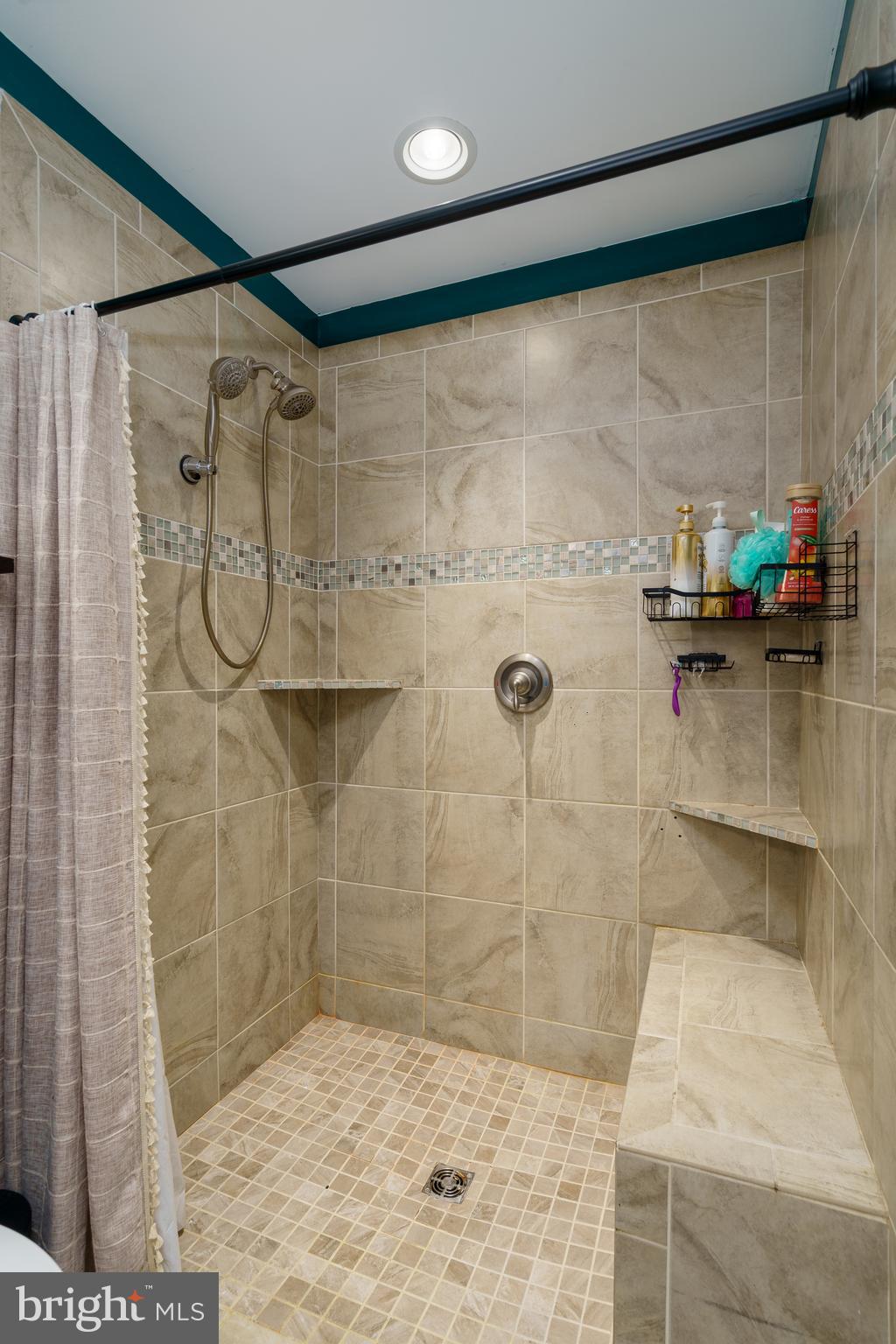 SYLVAN GROVE - Residential