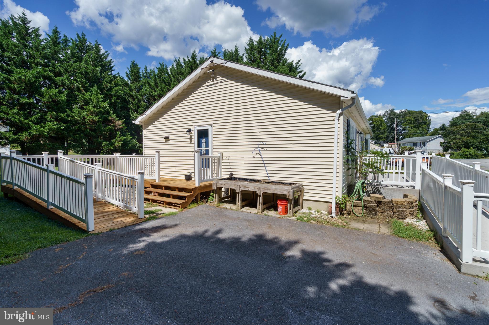 SYLVAN GROVE - Residential