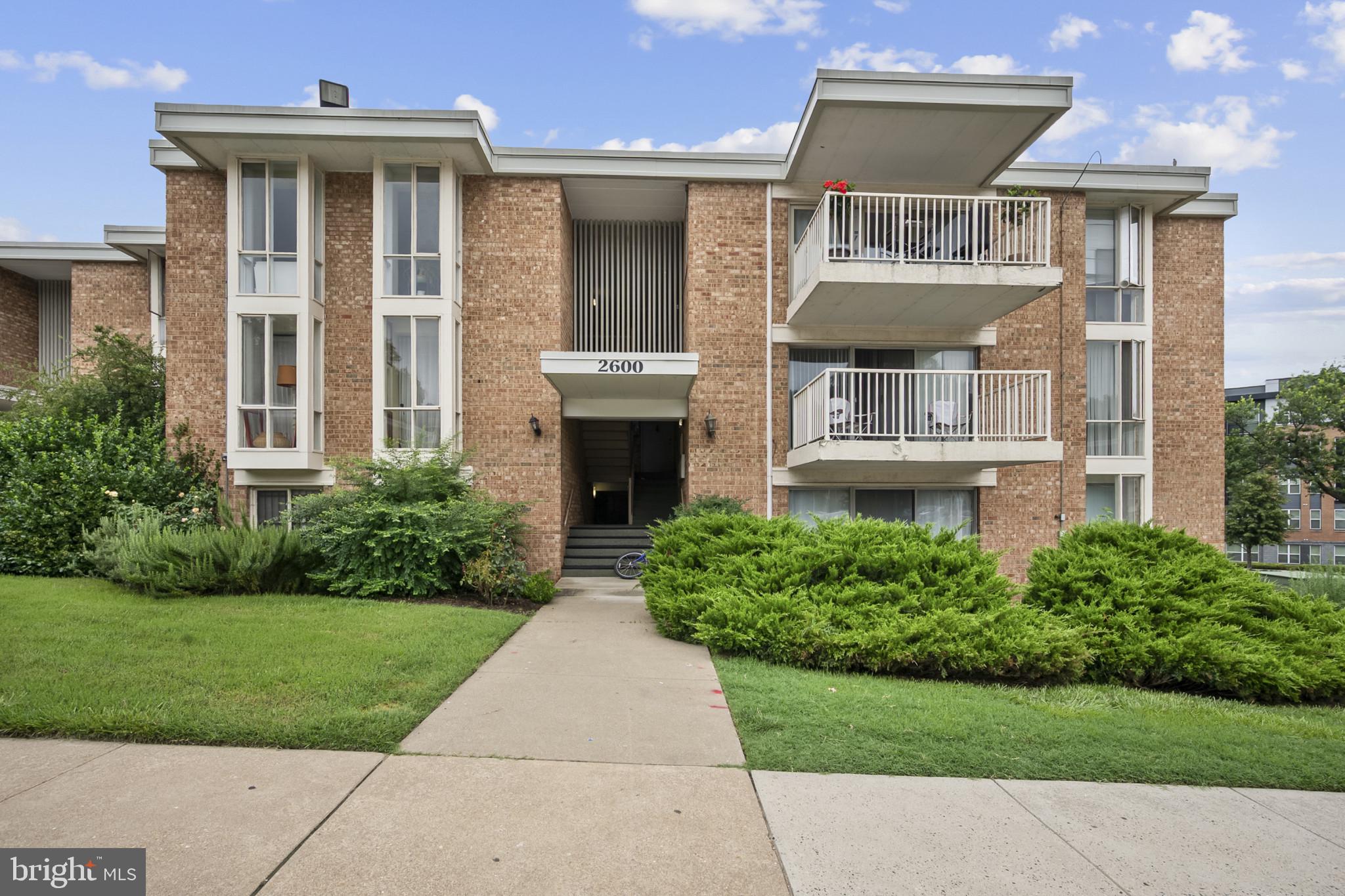 2600 INDIAN DRIVE 2C