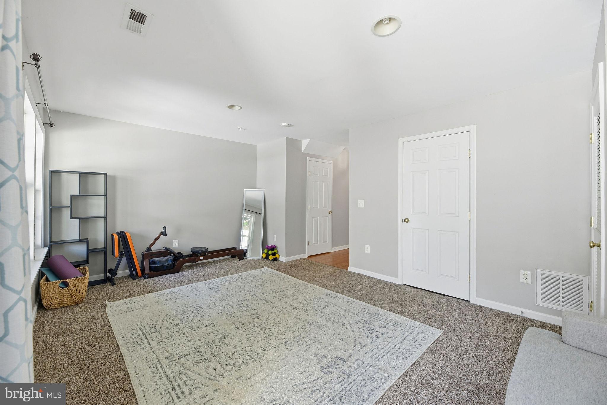 BEVERLY HILLS - Residential