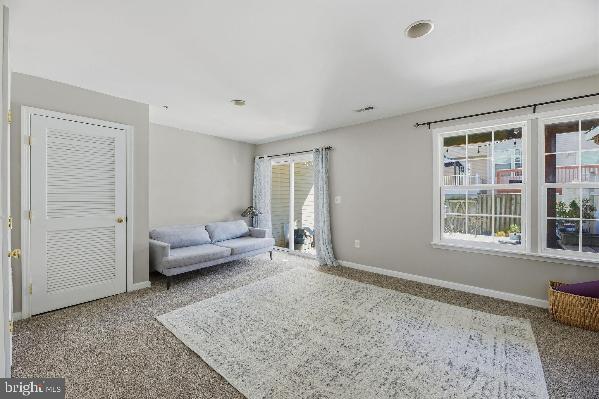 BEVERLY HILLS - Residential