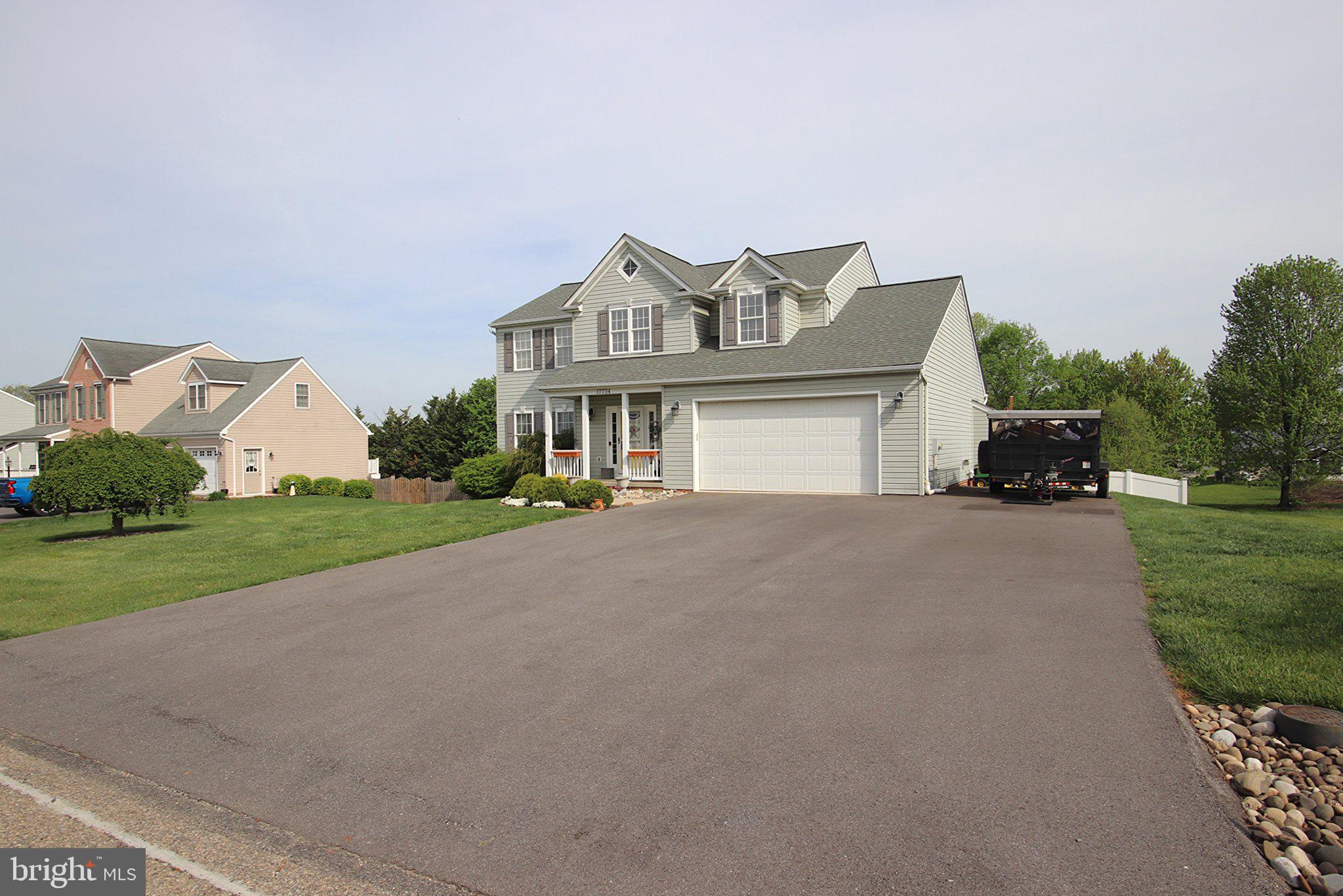 MAUGANS MEADOWS - Residential