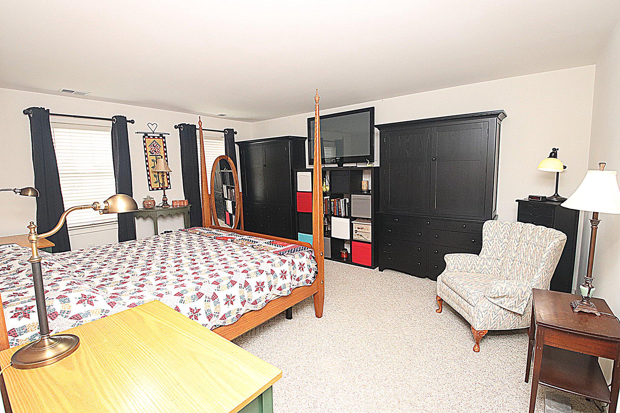 MAUGANS MEADOWS - Residential