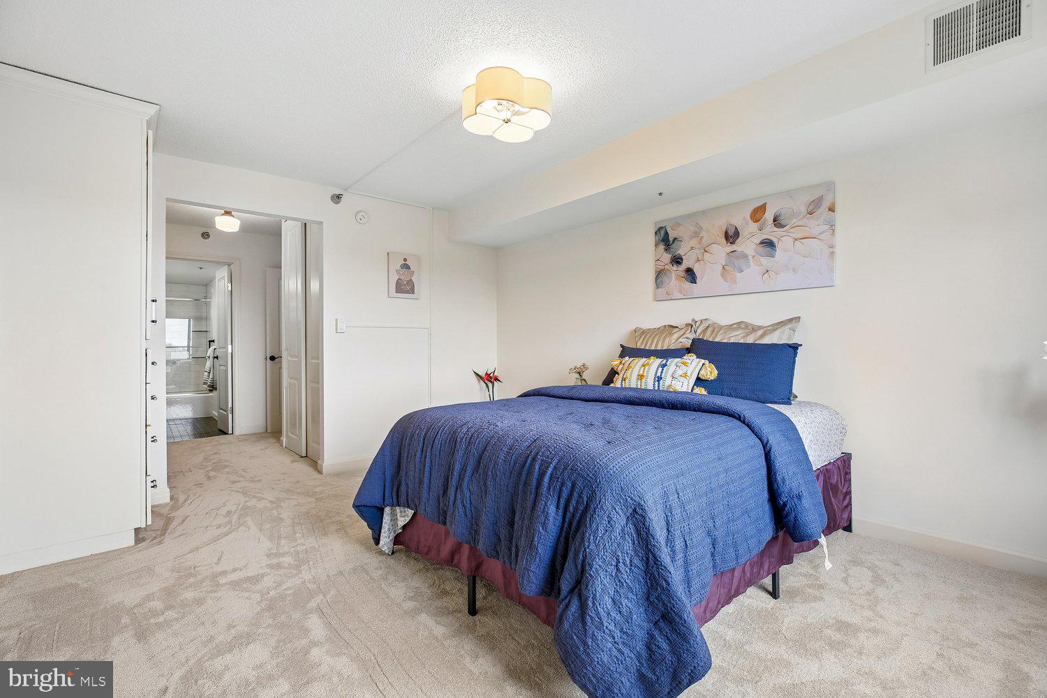 FAIRWAYS NORTH - Residential