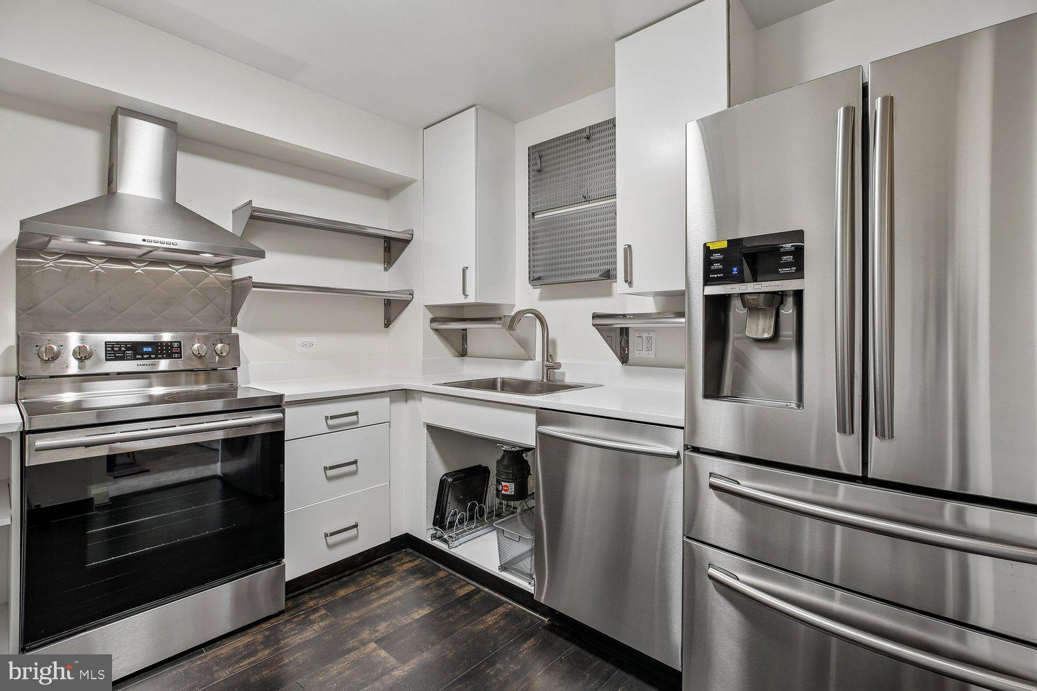 FAIRWAYS NORTH - Residential