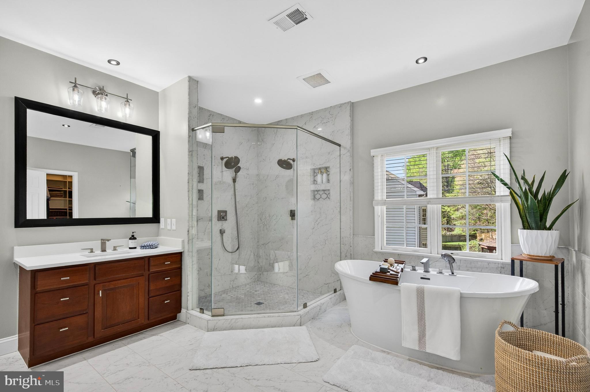 GAMBRILL WOODS - Residential