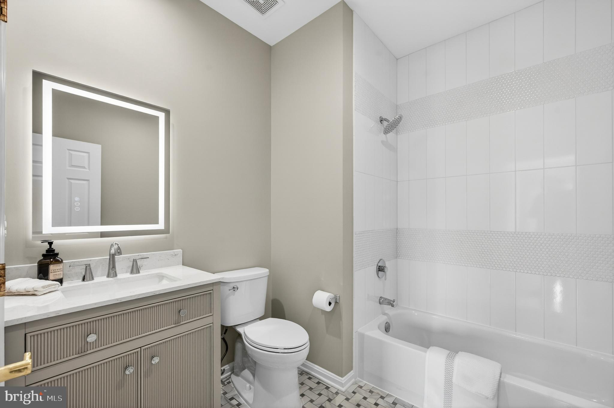 GAMBRILL WOODS - Residential