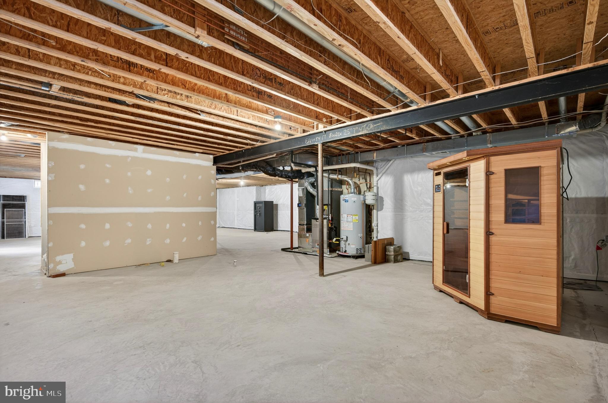 GAMBRILL WOODS - Residential