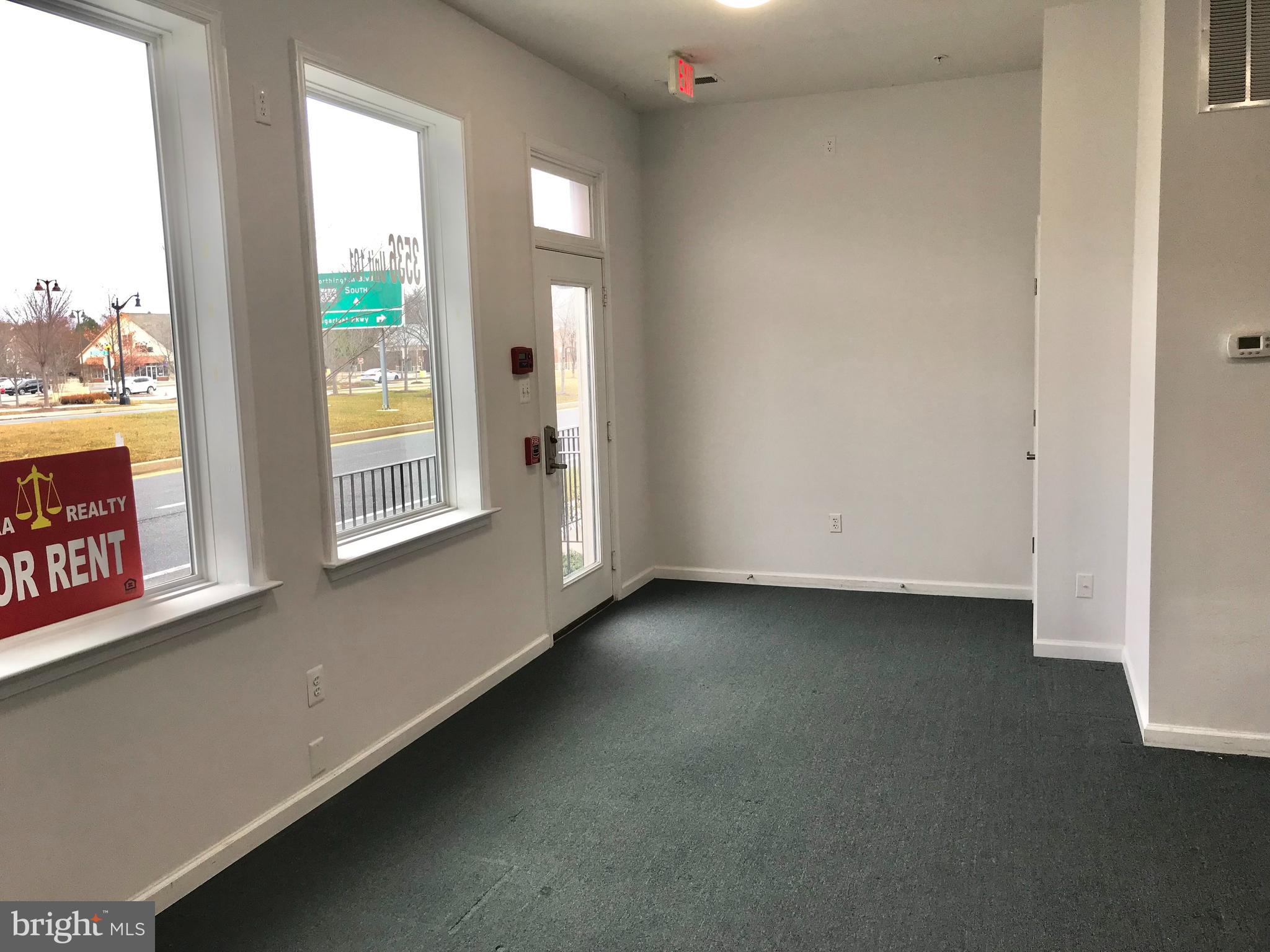 VILLAGES OF URBANA - Commercial Lease