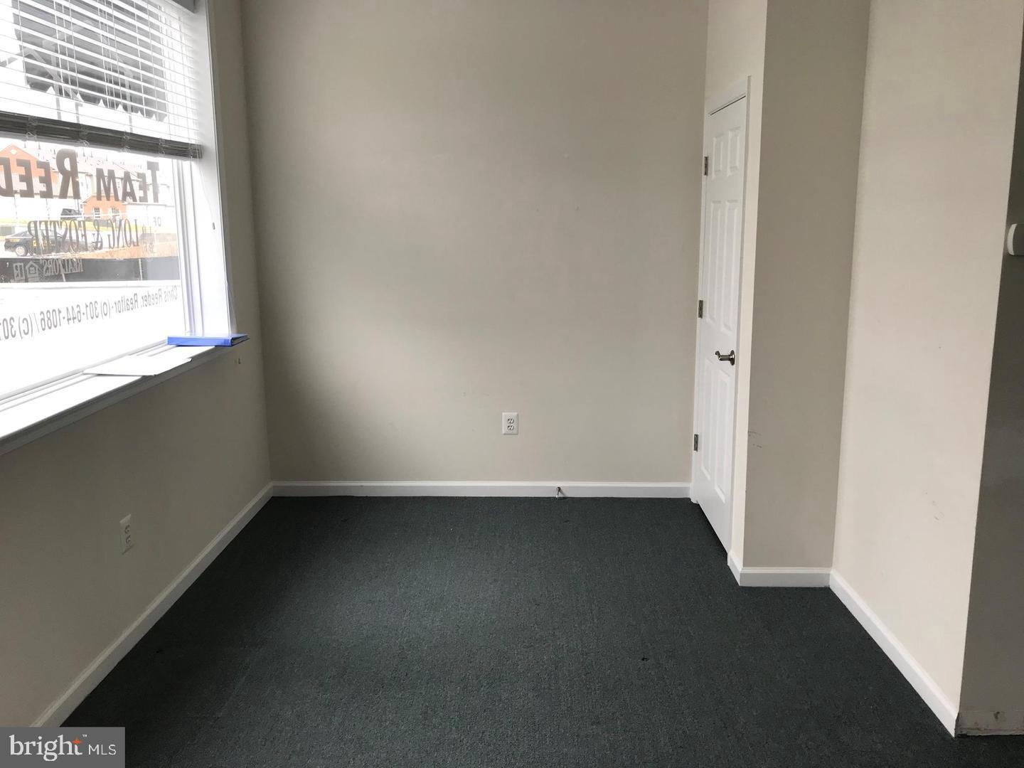 VILLAGES OF URBANA - Commercial Lease