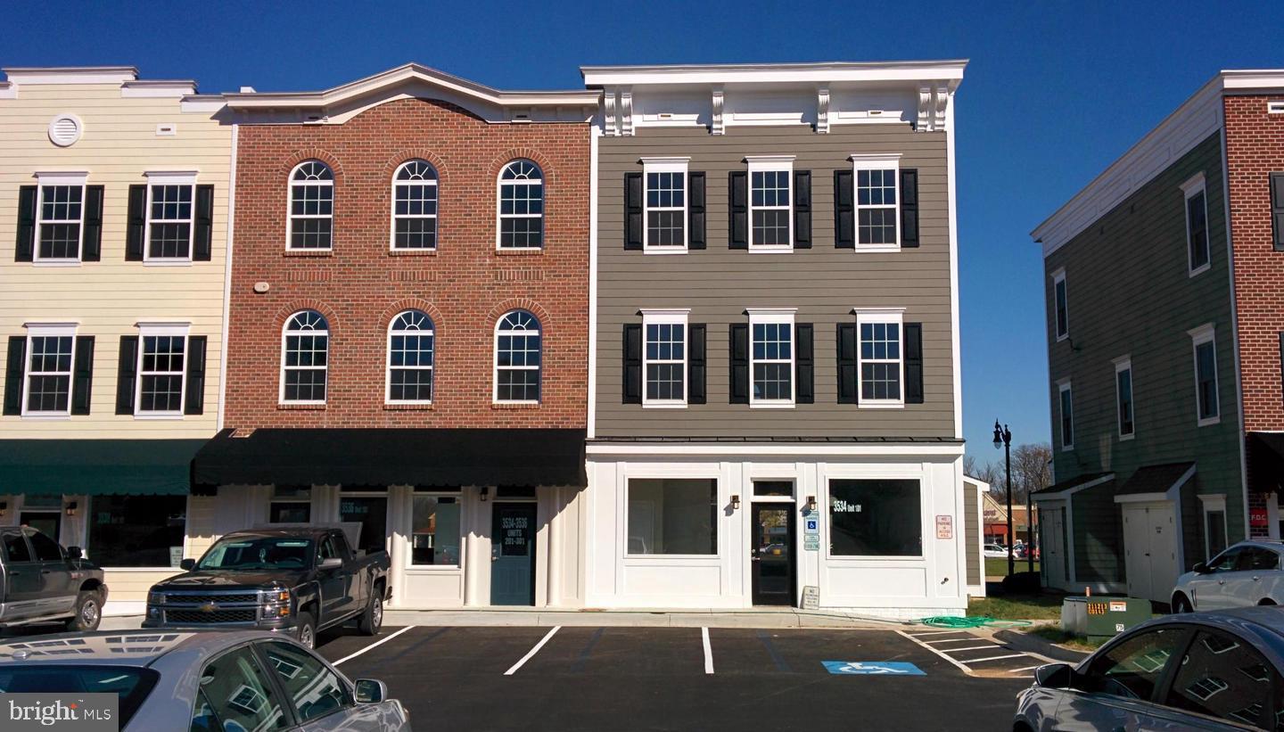 VILLAGES OF URBANA - Commercial Lease