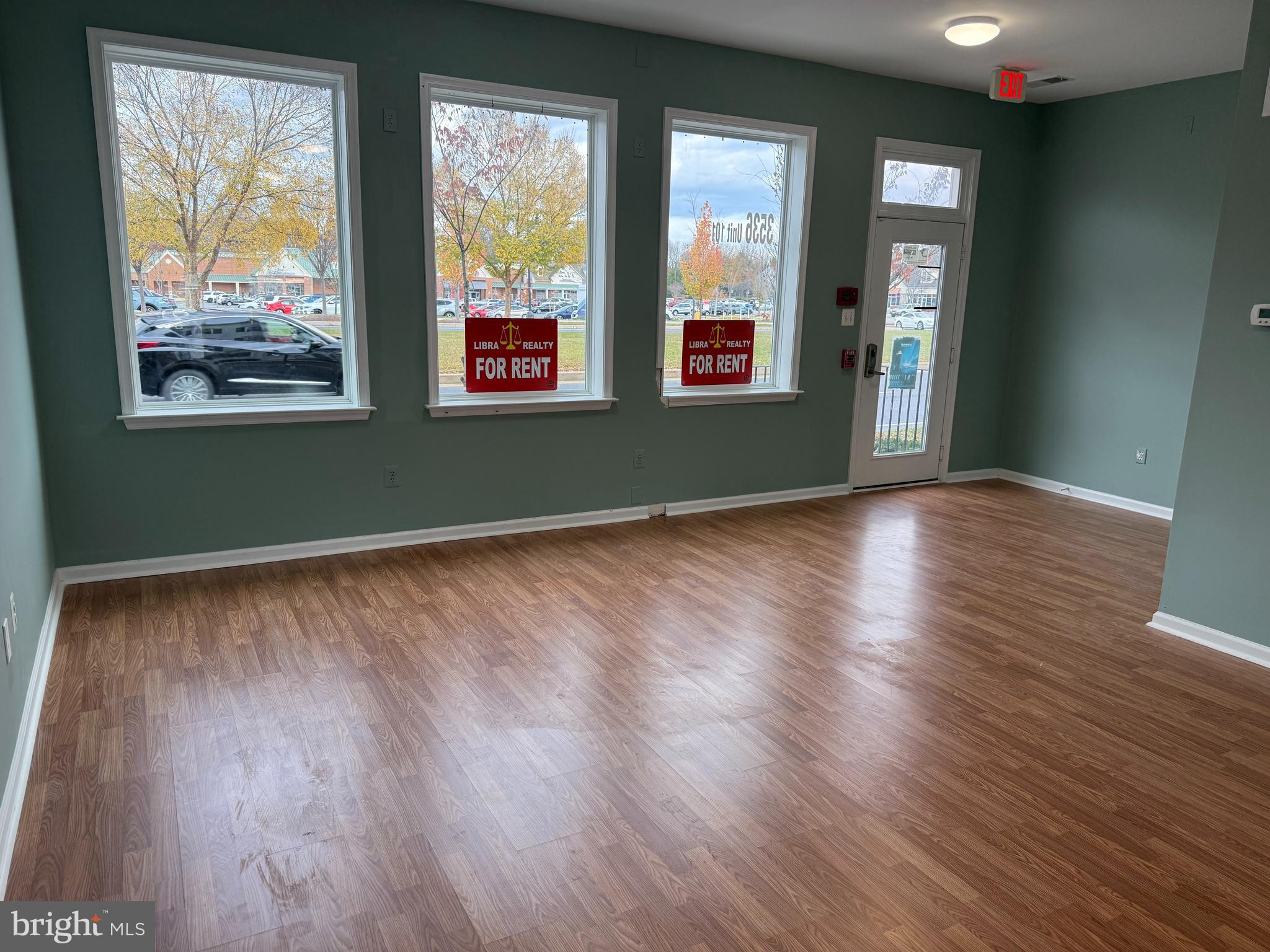 VILLAGES OF URBANA - Commercial Lease