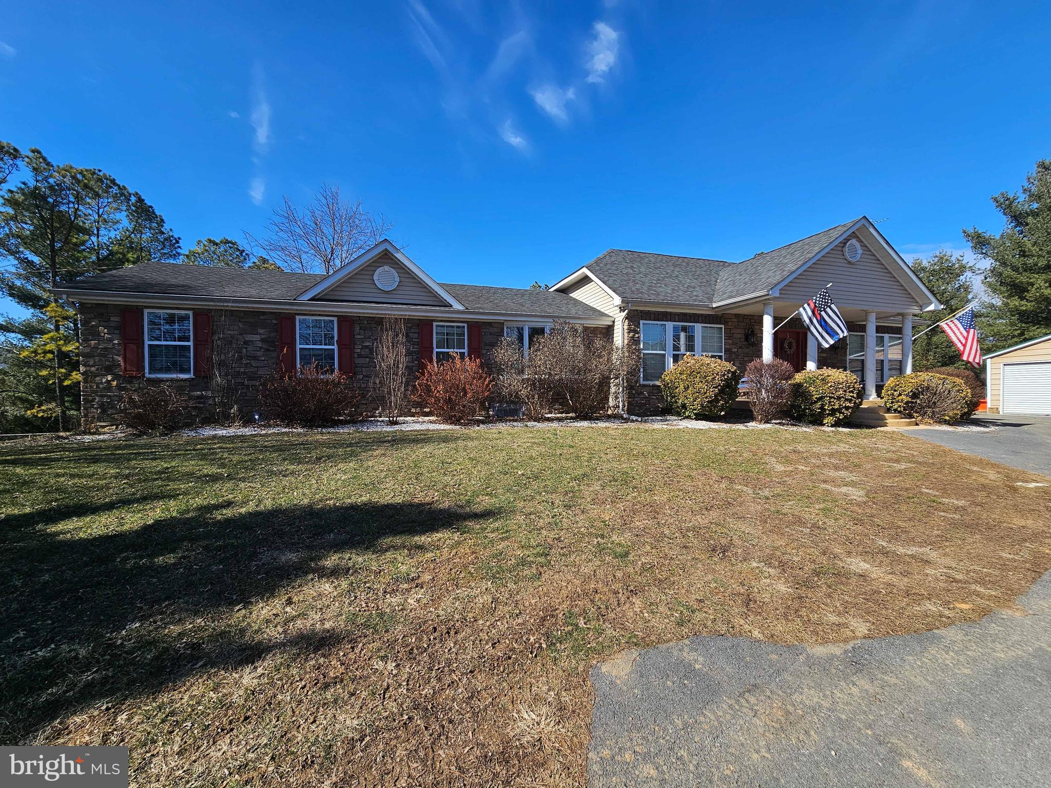 MIDDLE CREEK - Residential