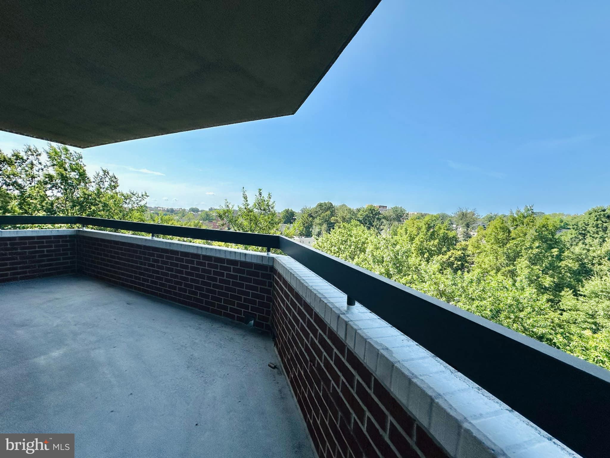 THE WILLIAMSBURG - Residential Lease