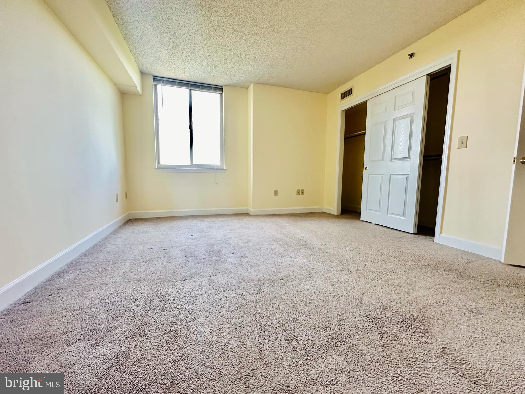 THE WILLIAMSBURG - Residential Lease