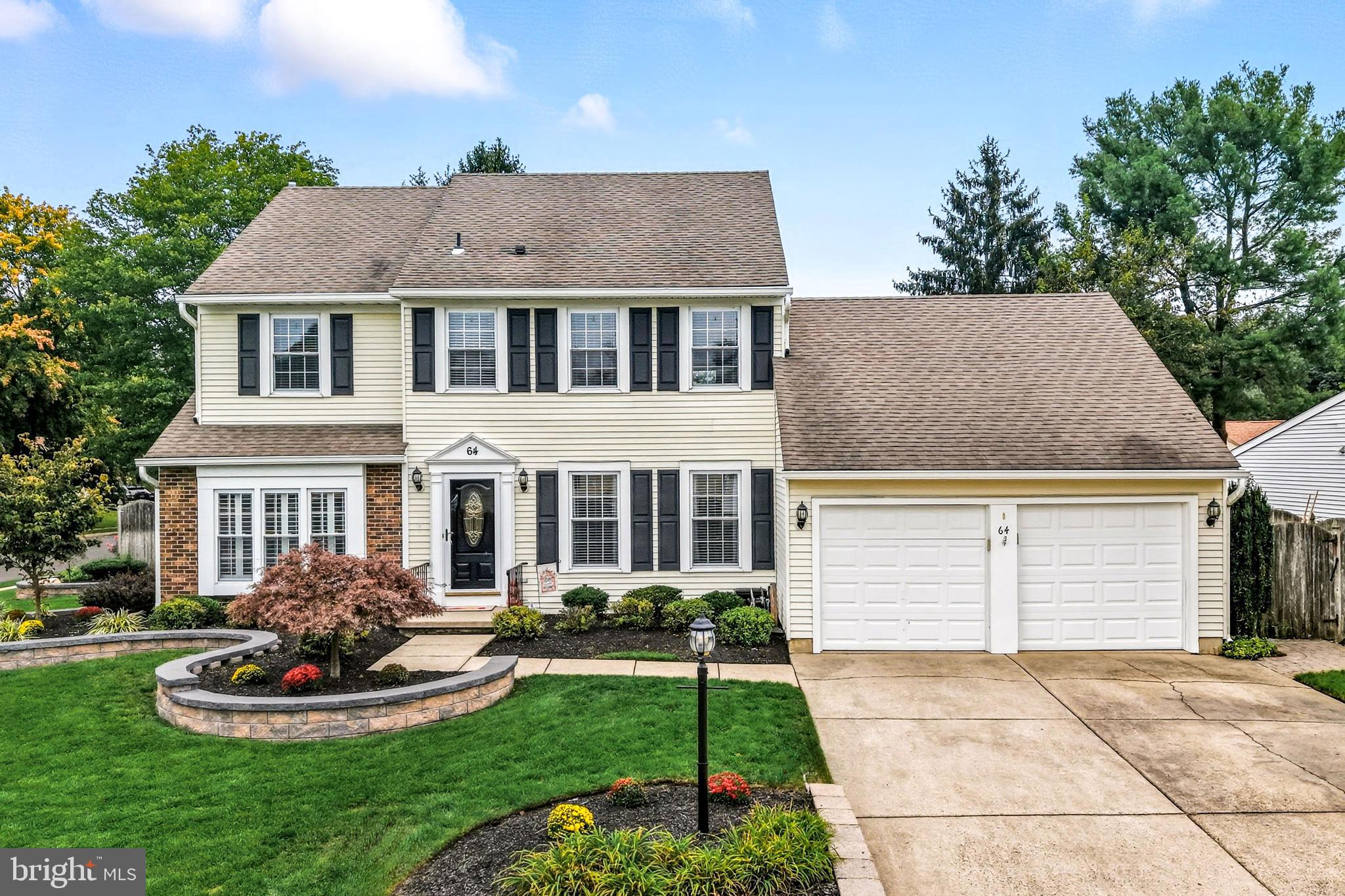 64 STRATFORD LANE