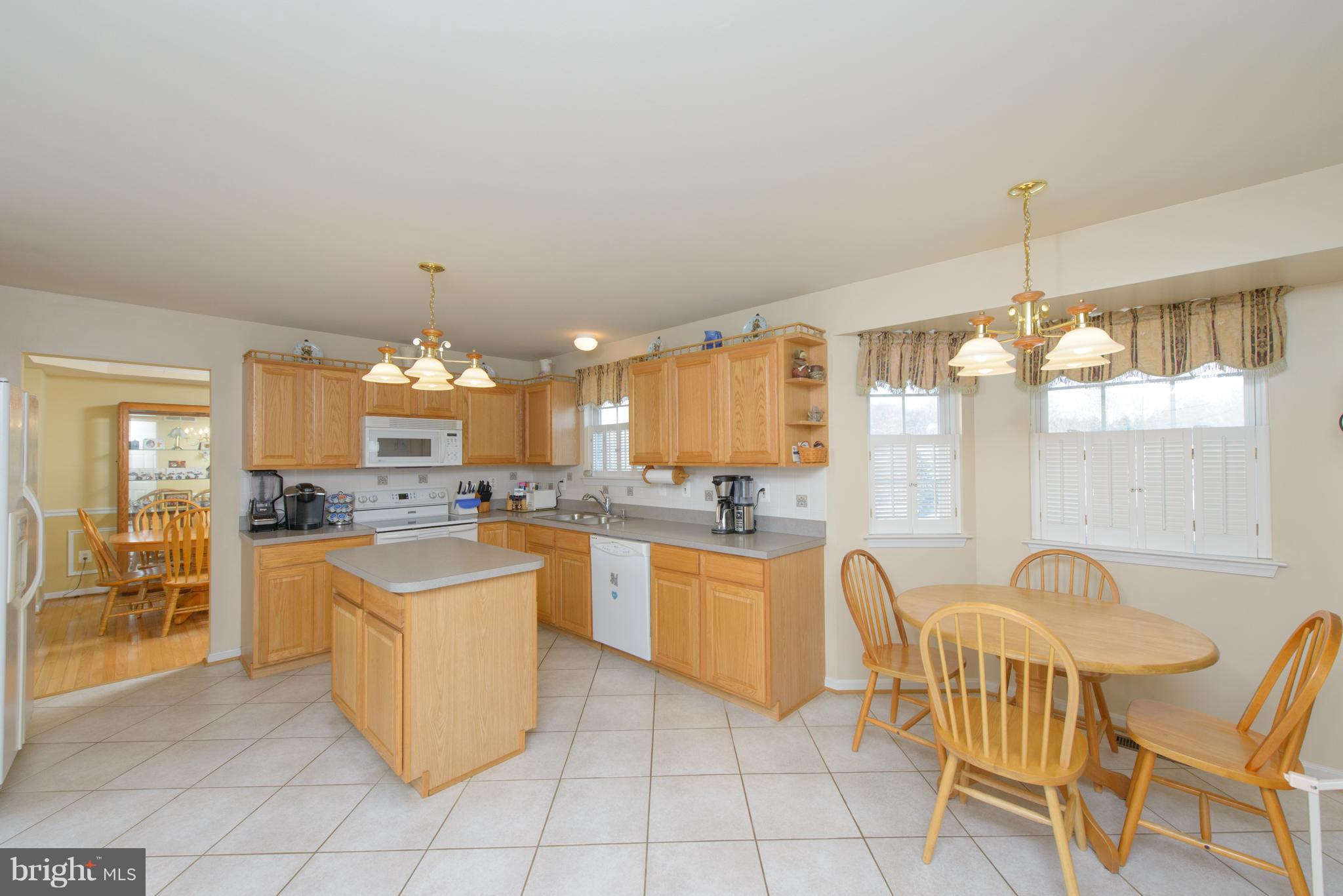 EAGLES GROVE - Residential