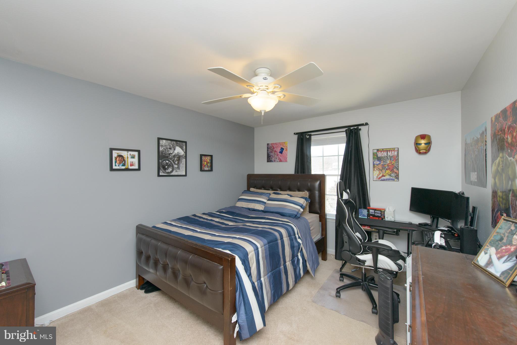 EAGLES GROVE - Residential