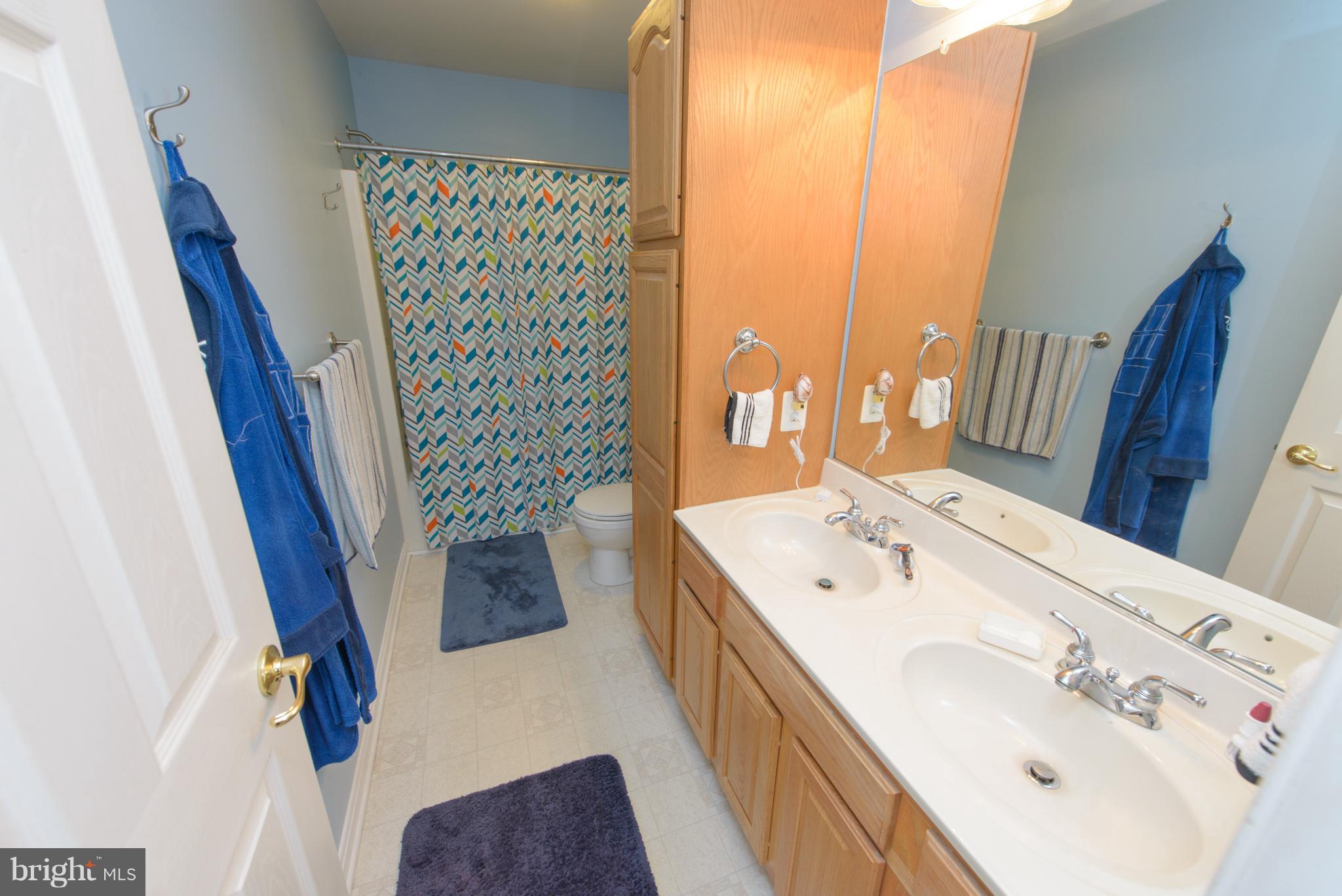 EAGLES GROVE - Residential