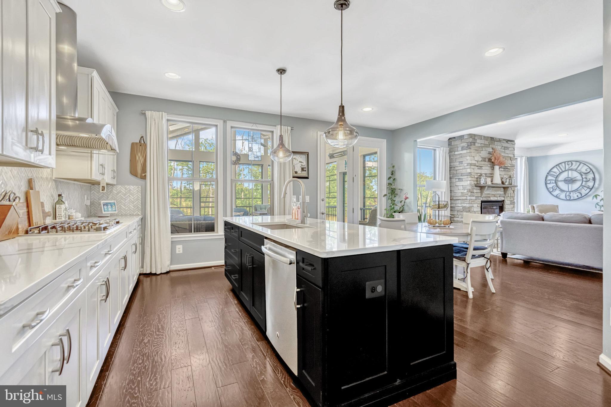 EASTVIEW AT STONE RIDGE - Residential