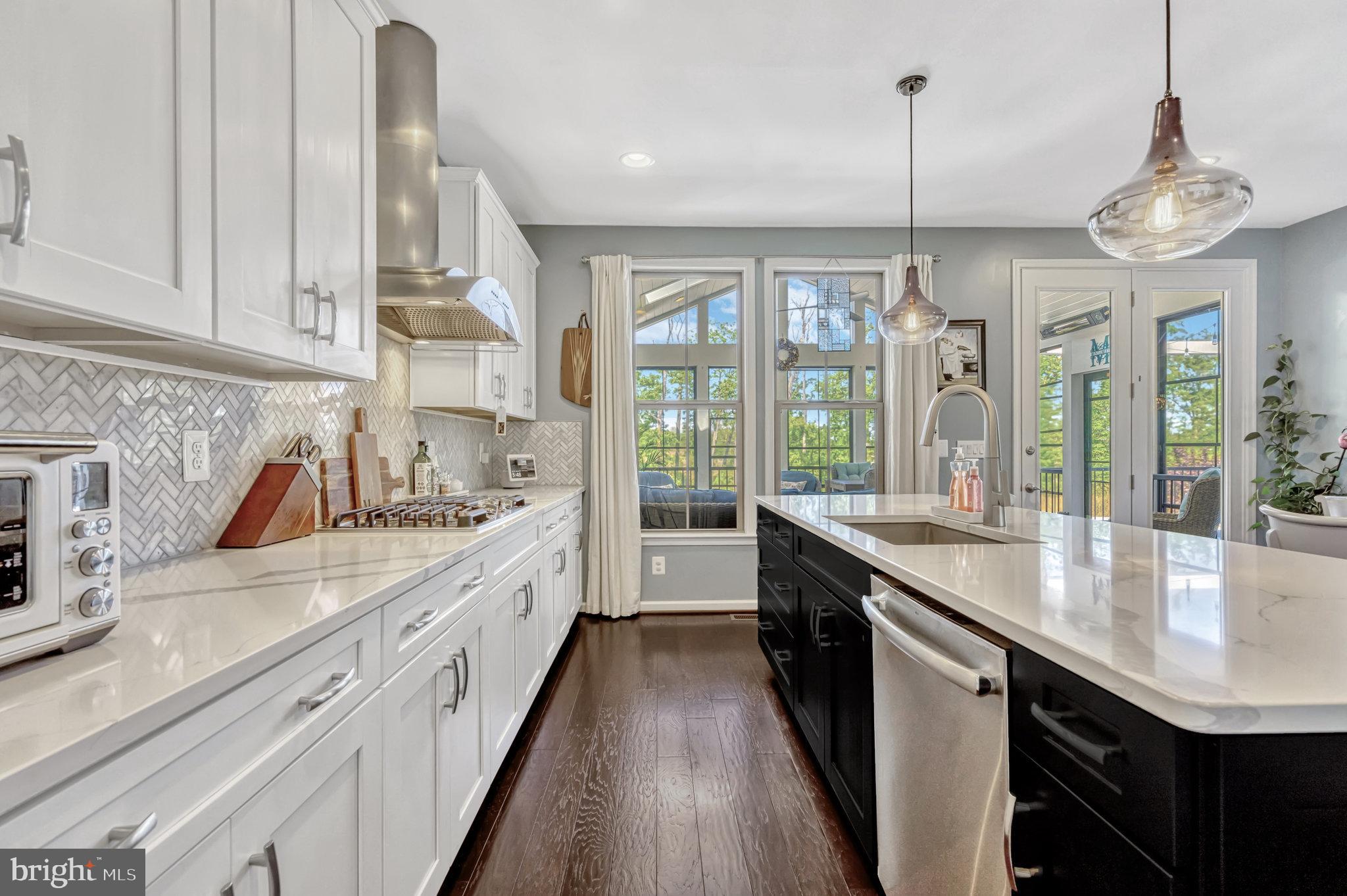 EASTVIEW AT STONE RIDGE - Residential