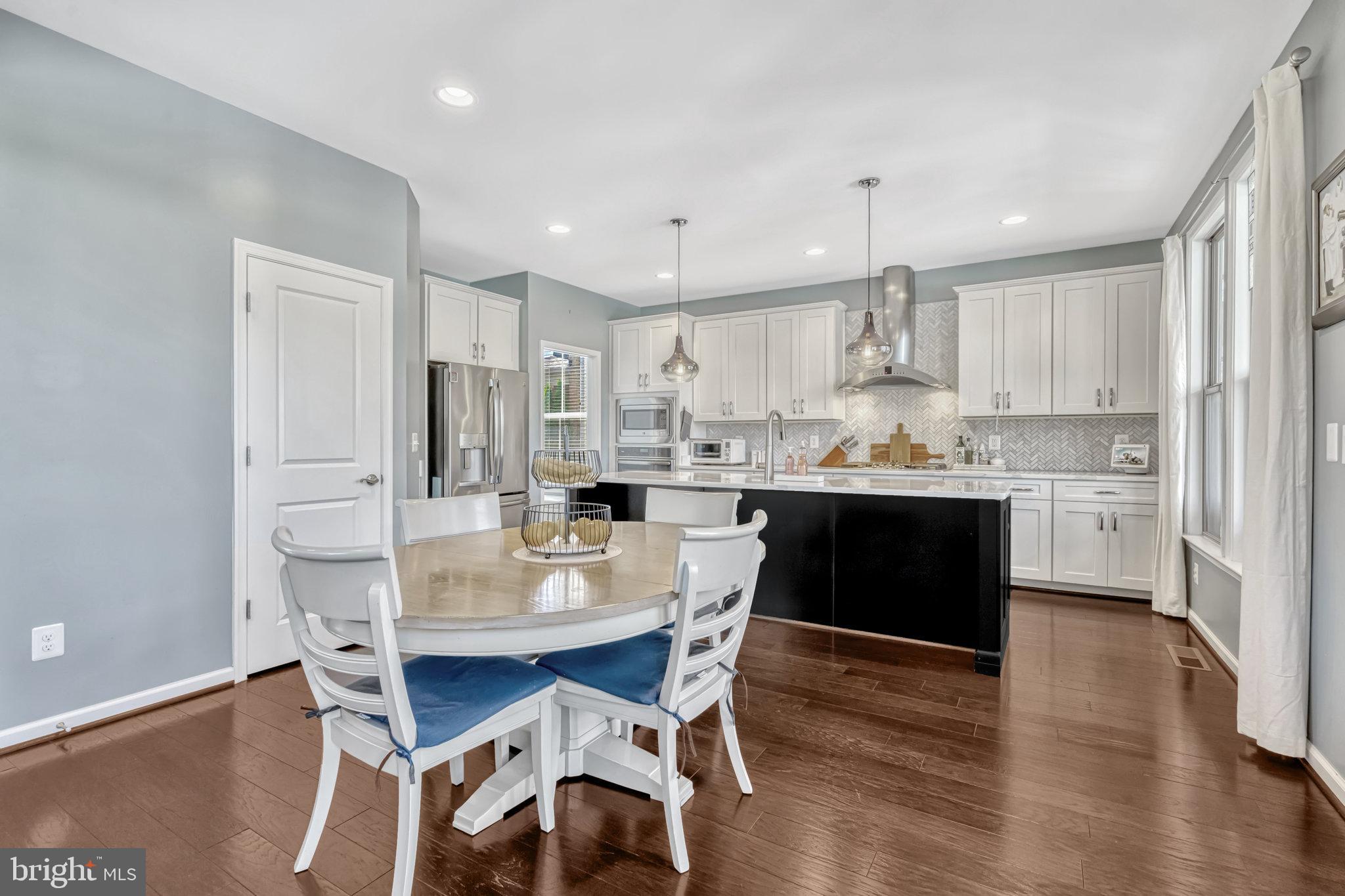 EASTVIEW AT STONE RIDGE - Residential