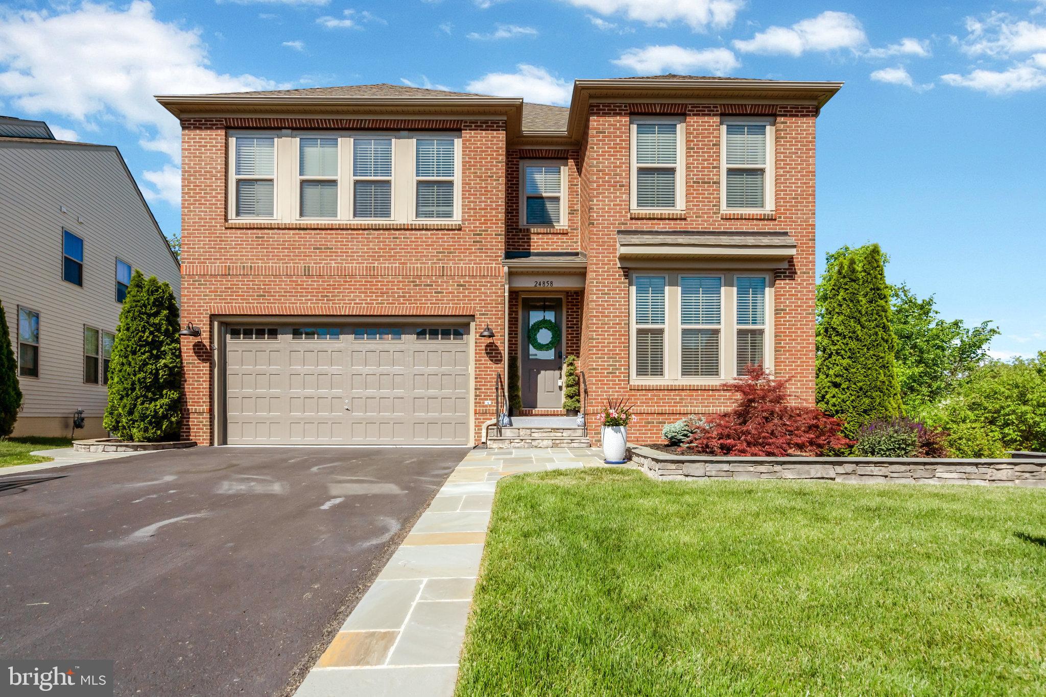 EASTVIEW AT STONE RIDGE - Residential