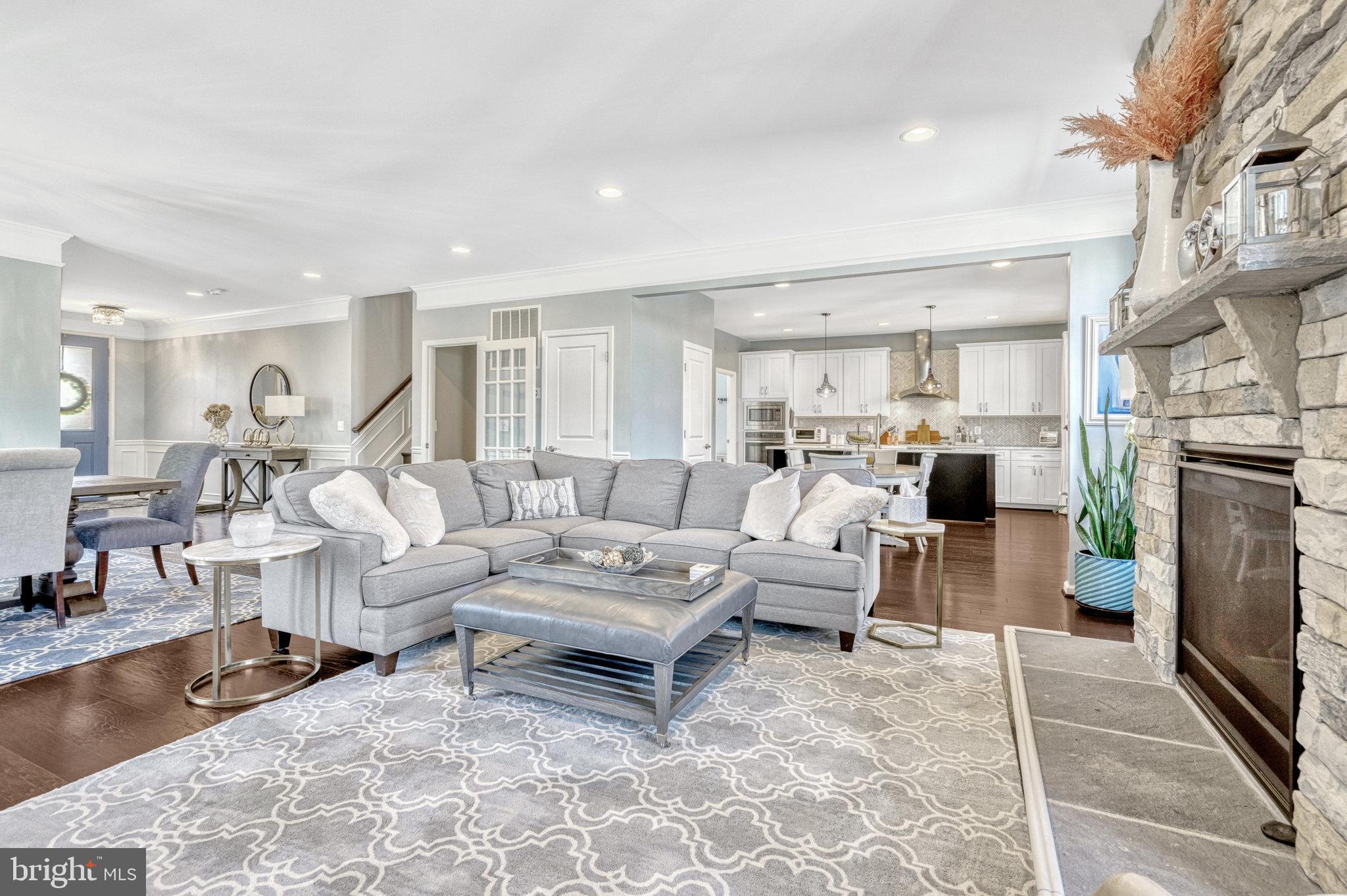 EASTVIEW AT STONE RIDGE - Residential