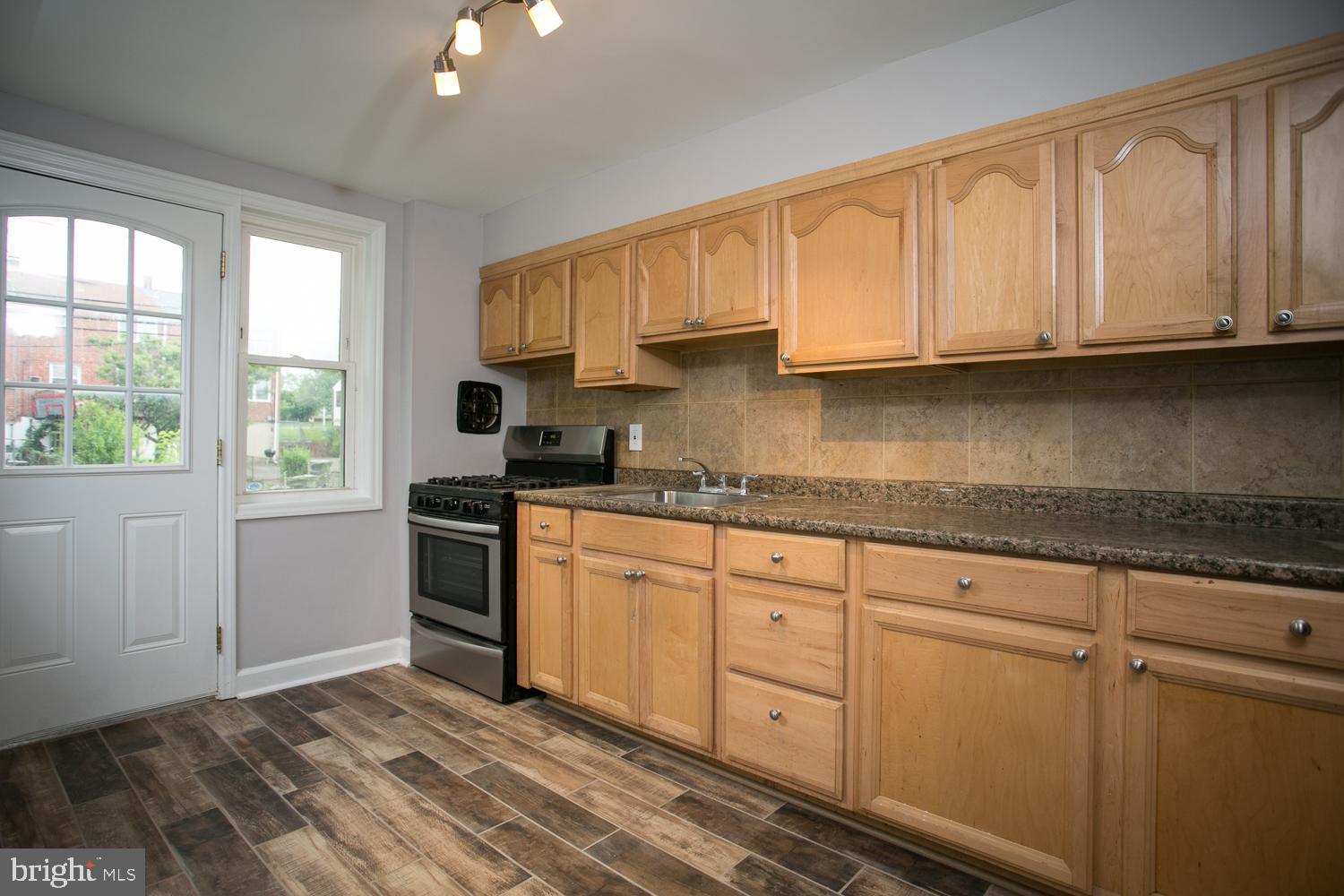 CEDONIA - Residential Lease