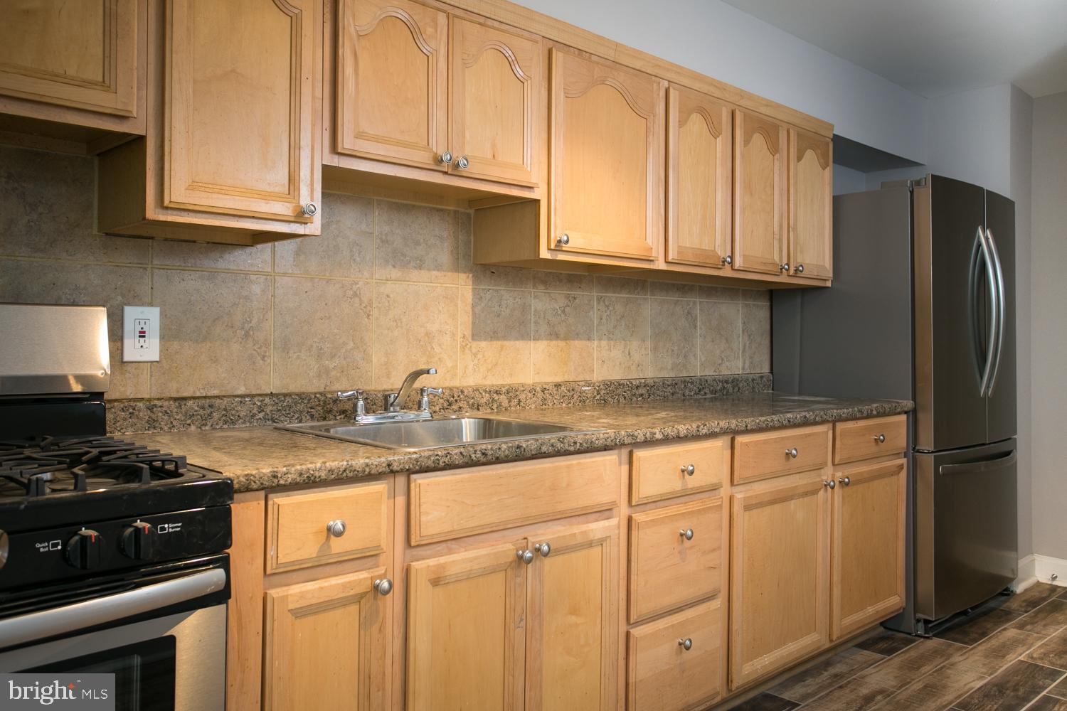 CEDONIA - Residential Lease