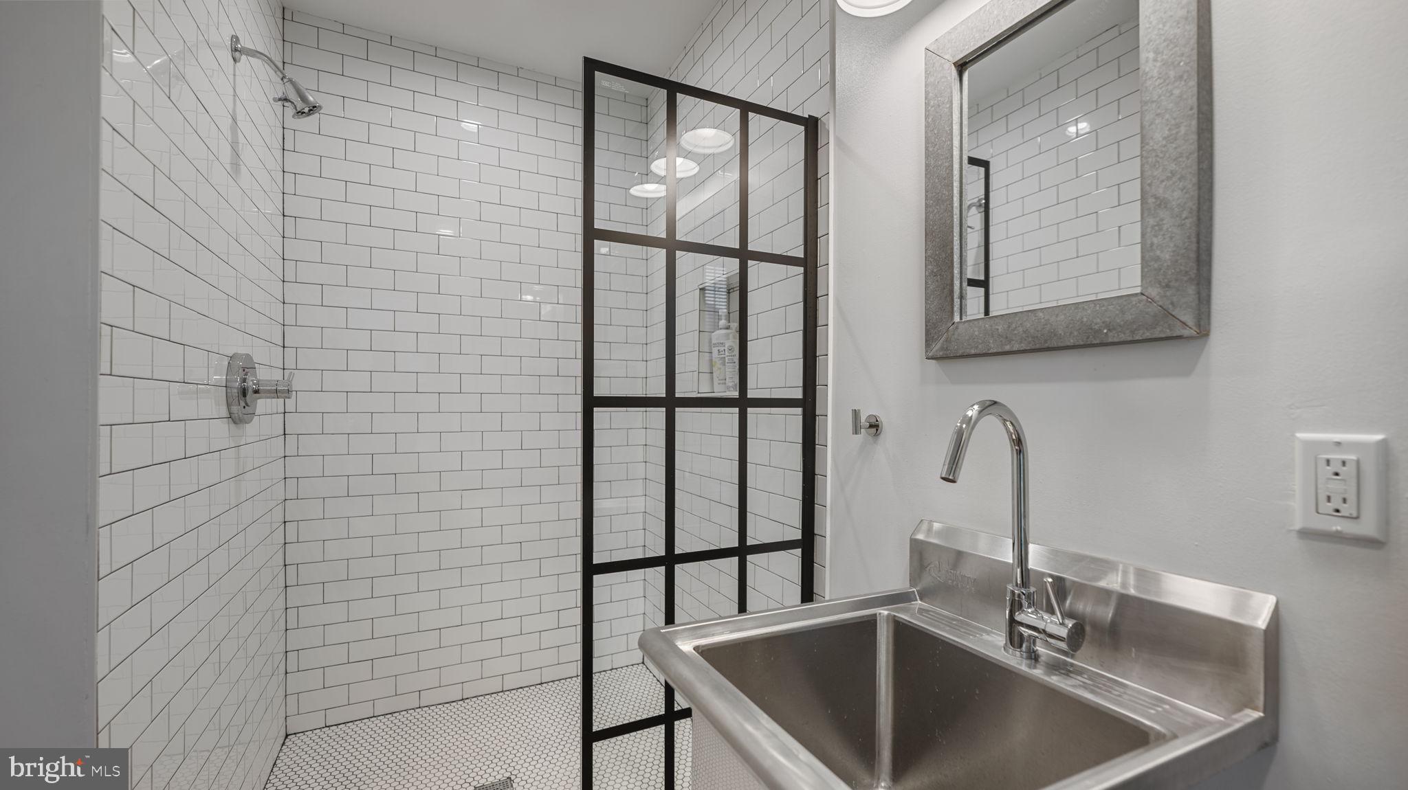 DOWNTOWN FREDERICK - Residential